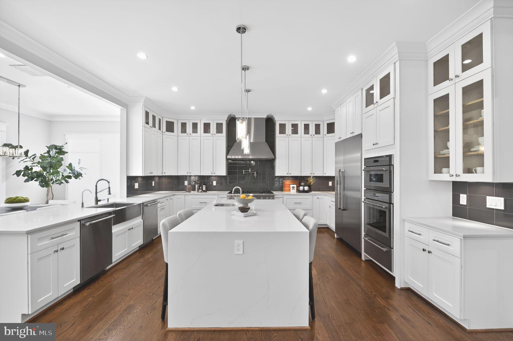 CHESTERBROOK GARDENS - Residential