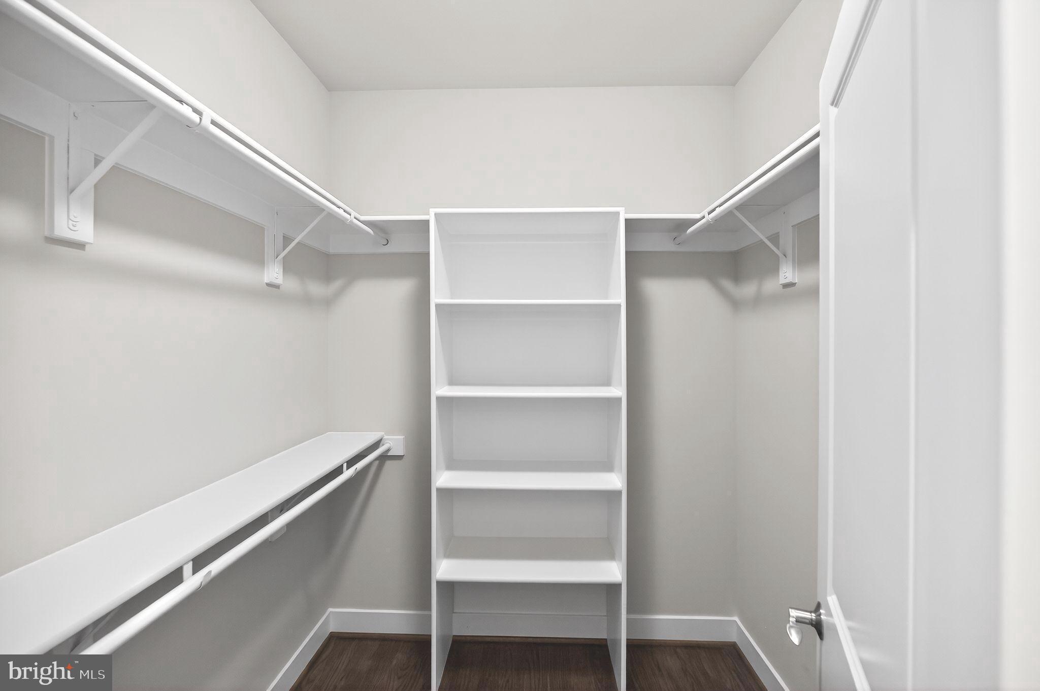 CHESTERBROOK GARDENS - Residential