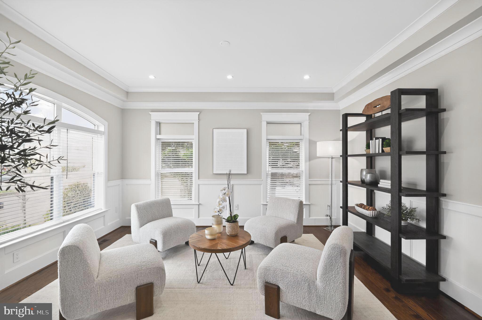 CHESTERBROOK GARDENS - Residential