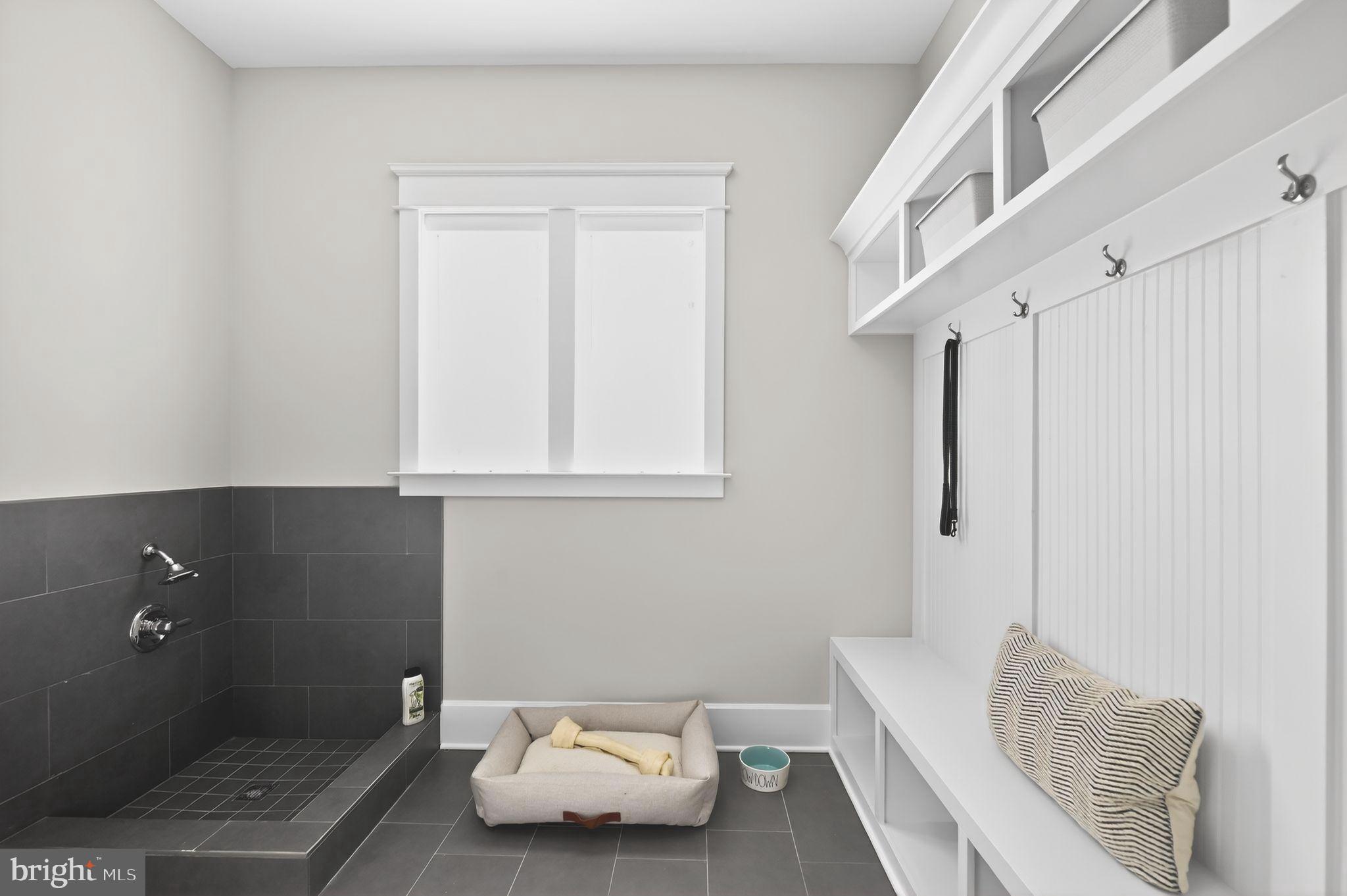 CHESTERBROOK GARDENS - Residential