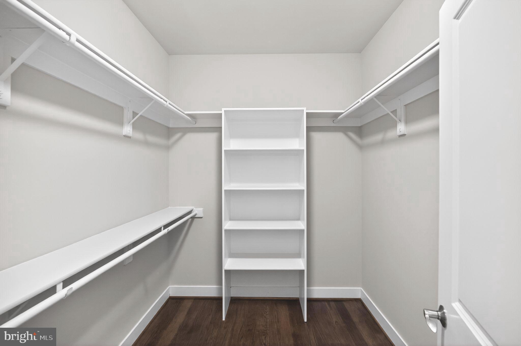 CHESTERBROOK GARDENS - Residential