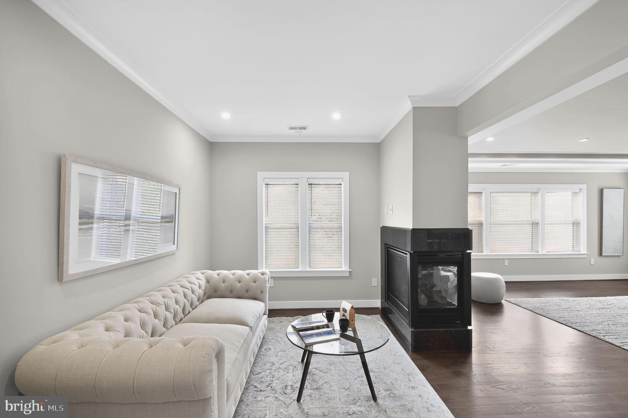 CHESTERBROOK GARDENS - Residential