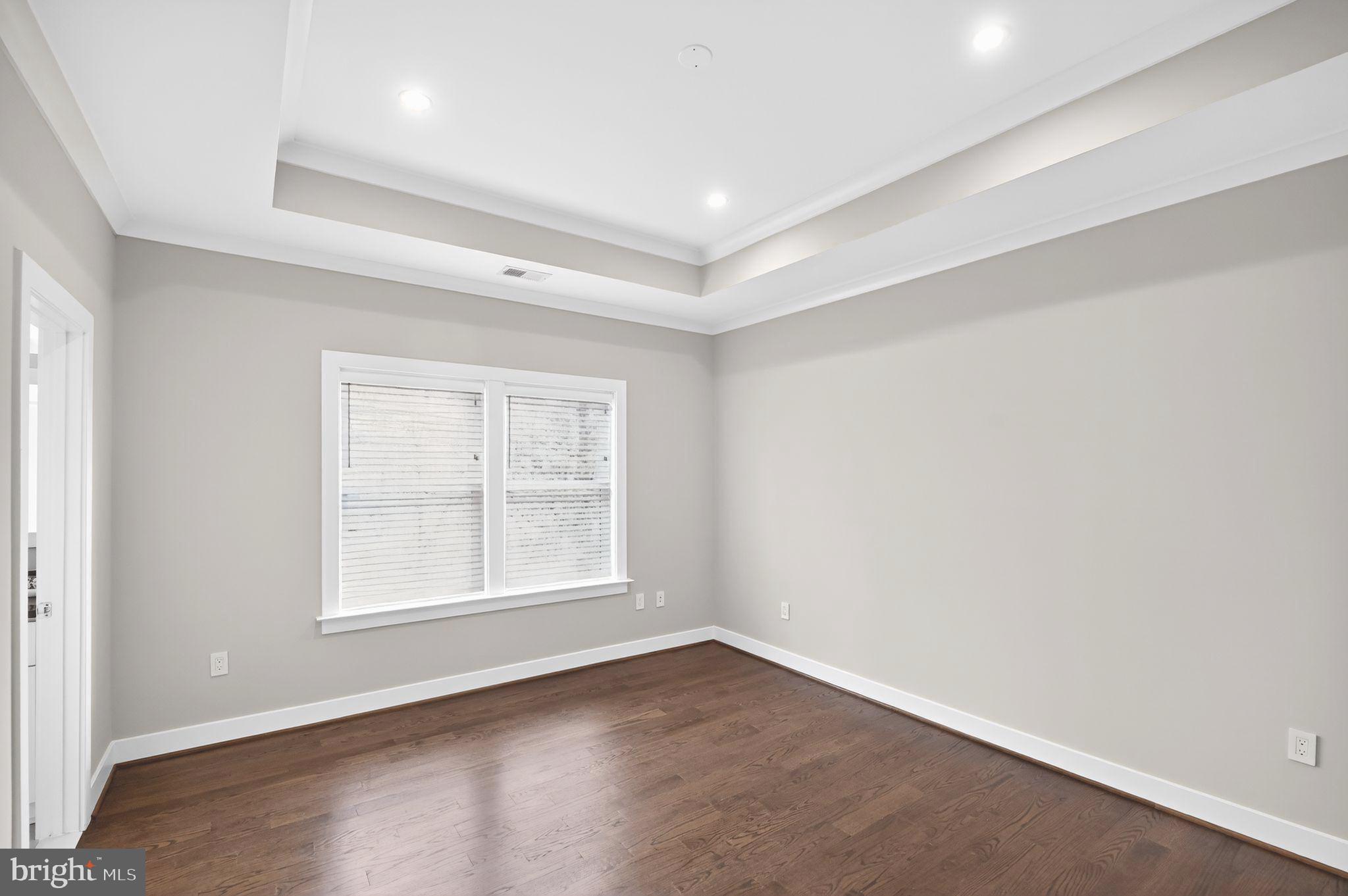 CHESTERBROOK GARDENS - Residential