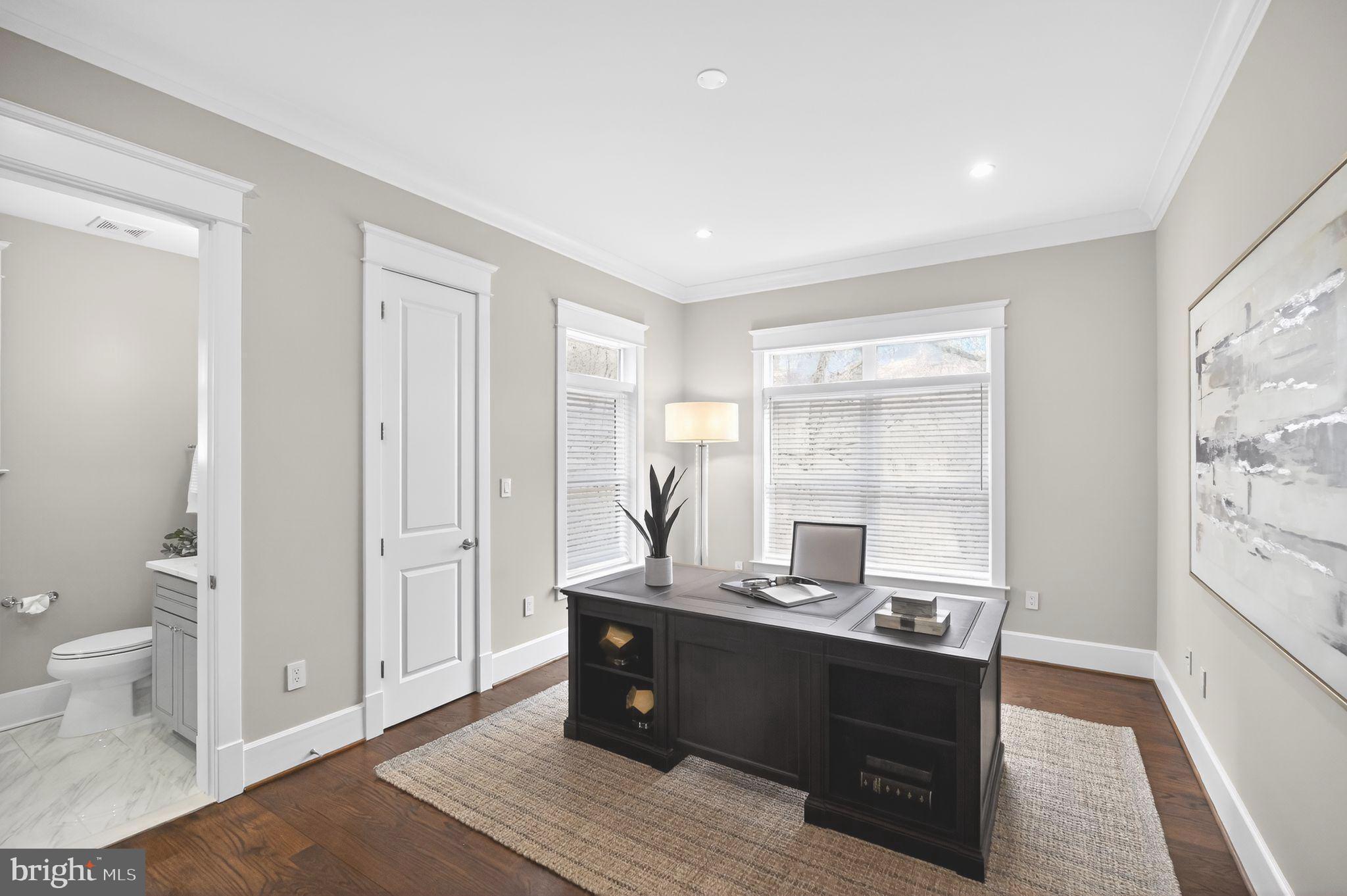 CHESTERBROOK GARDENS - Residential