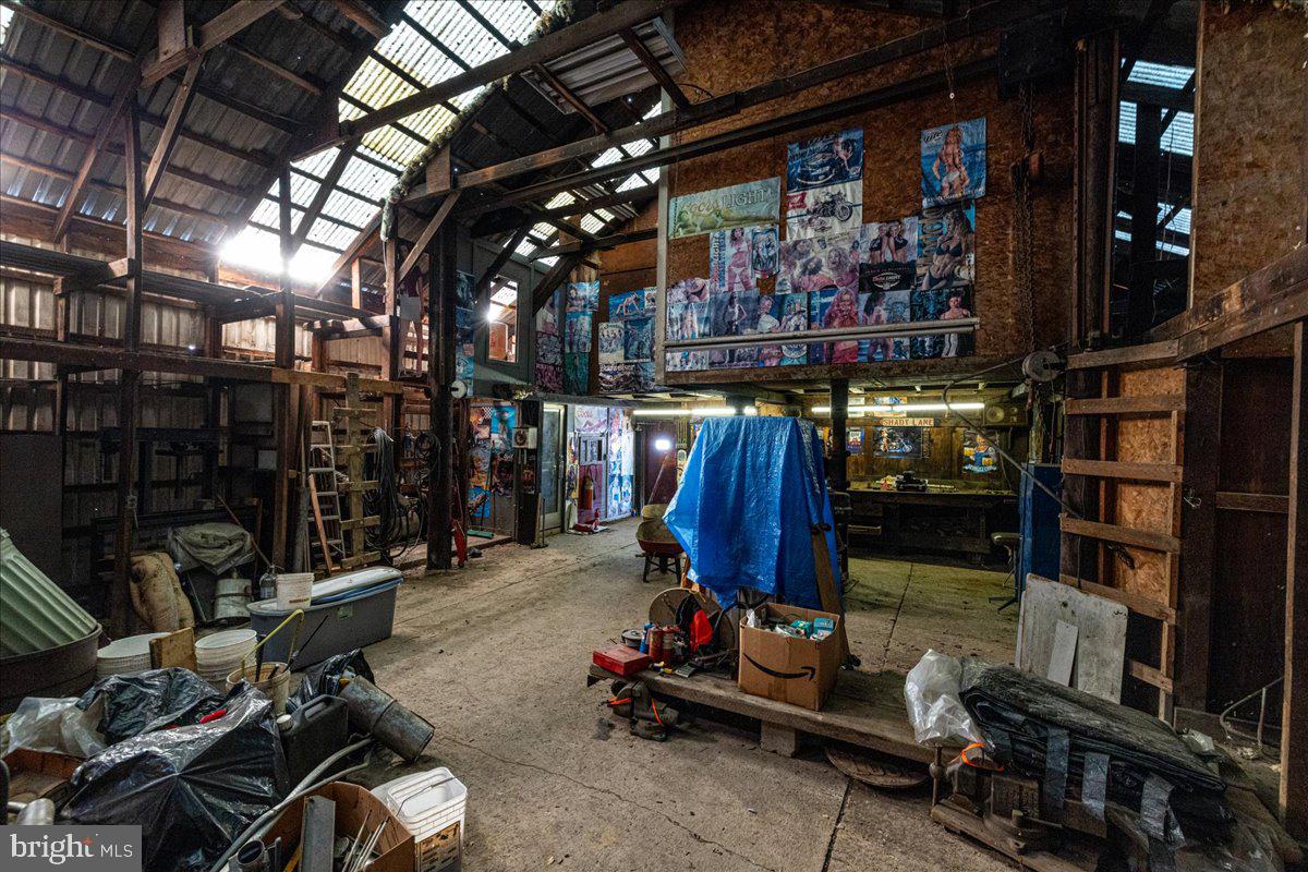 HAWK RIDGE - Residential