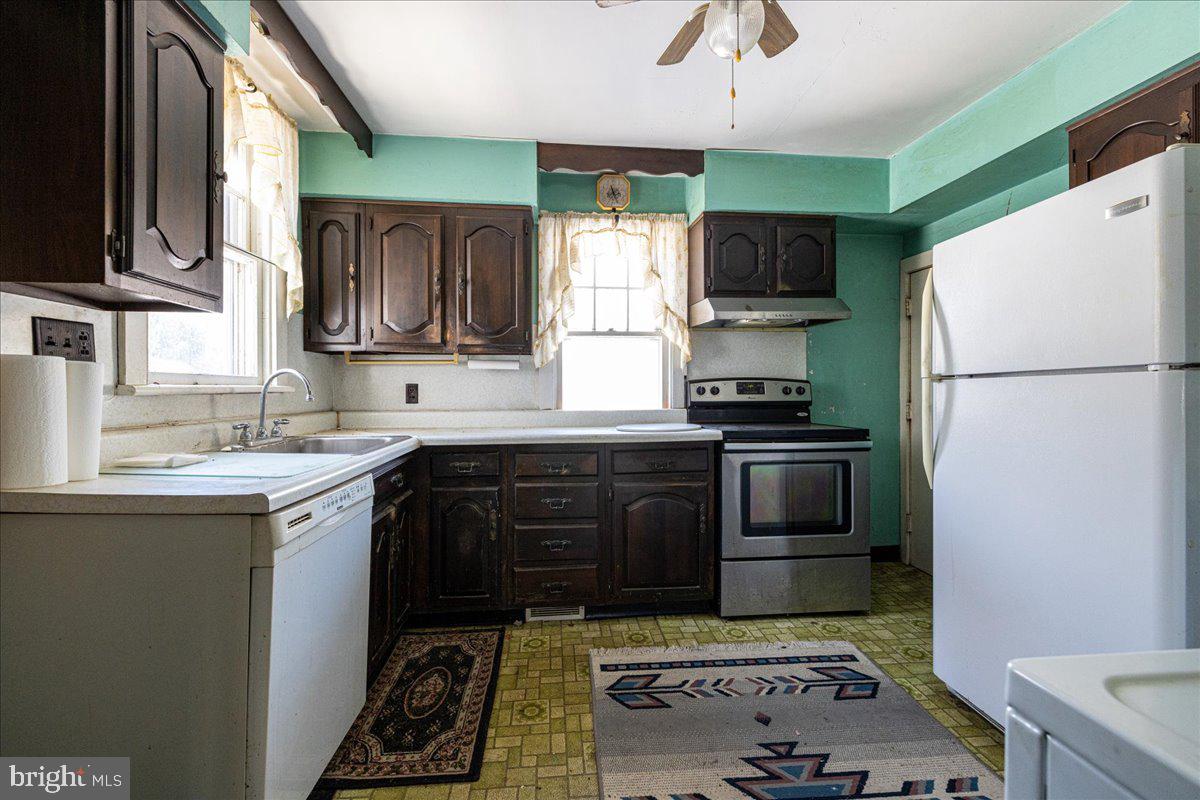 HAWK RIDGE - Residential