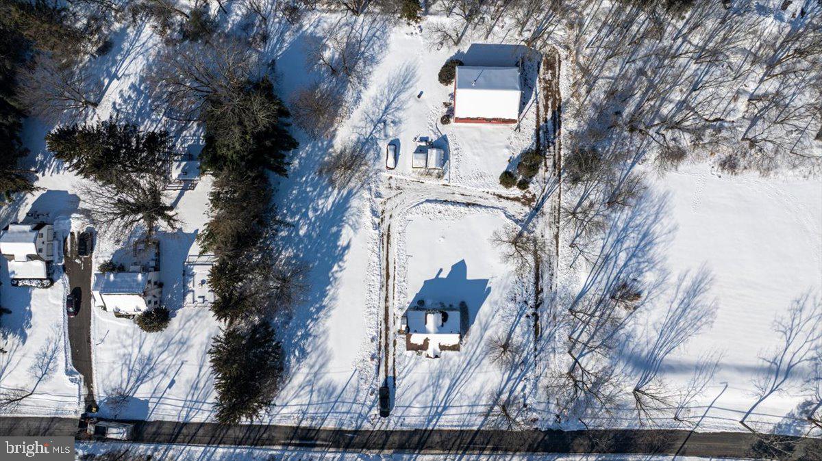 4526 LOWER MOUNTAIN ROAD