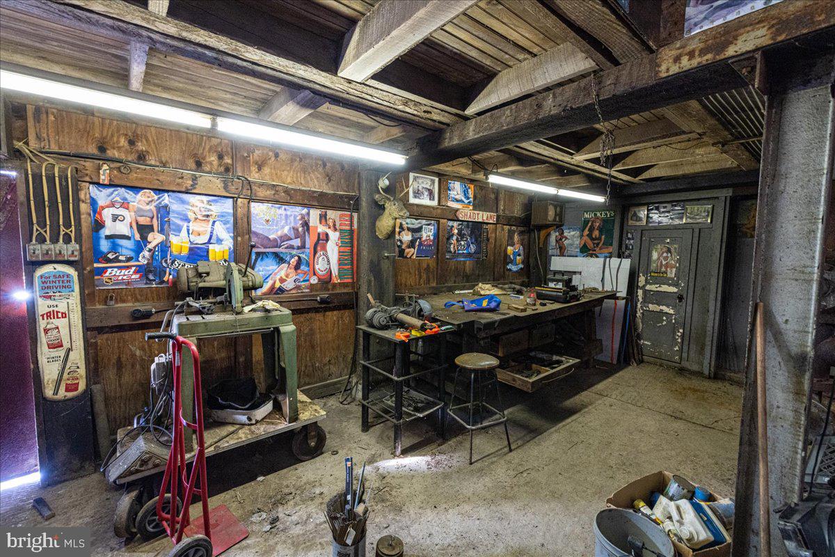 HAWK RIDGE - Residential