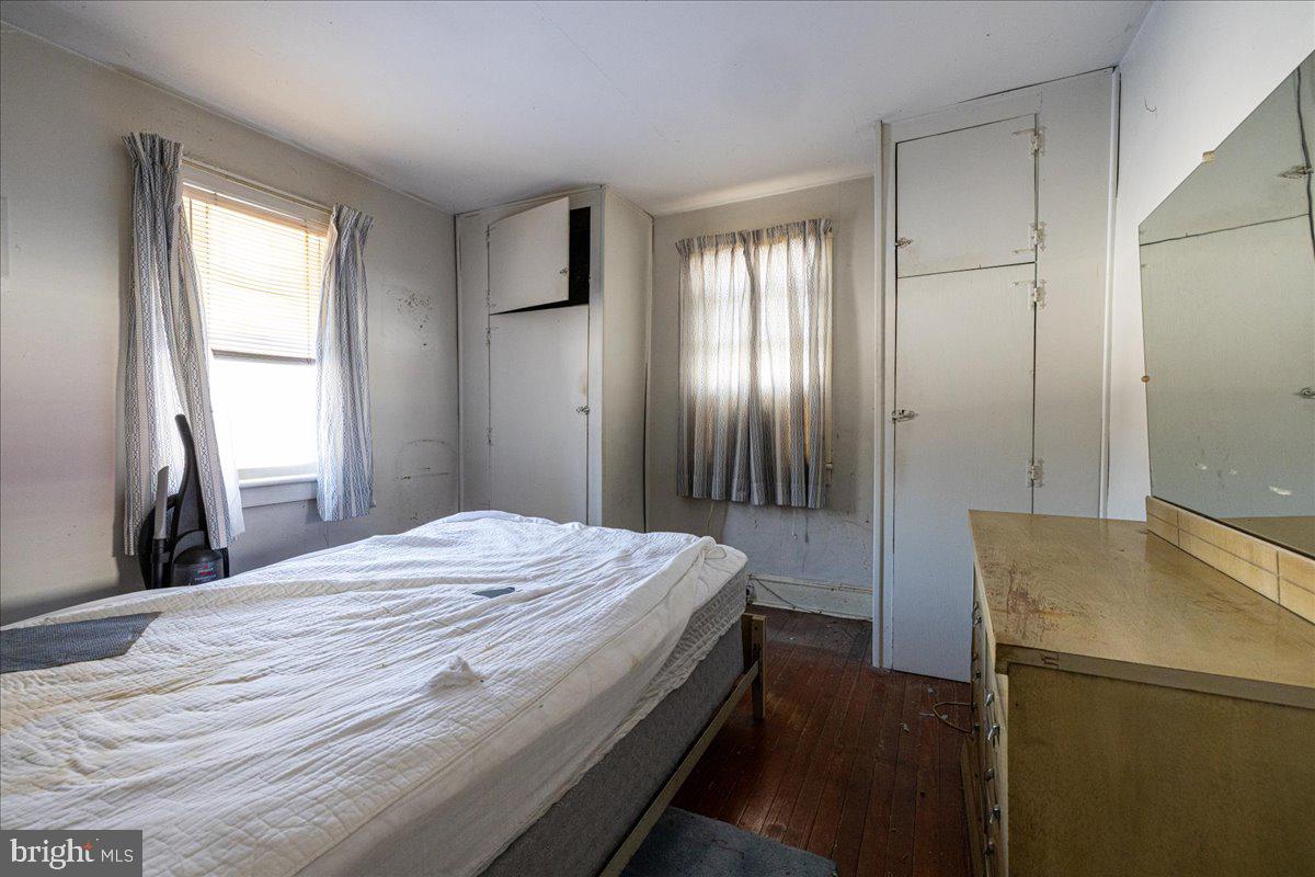 HAWK RIDGE - Residential