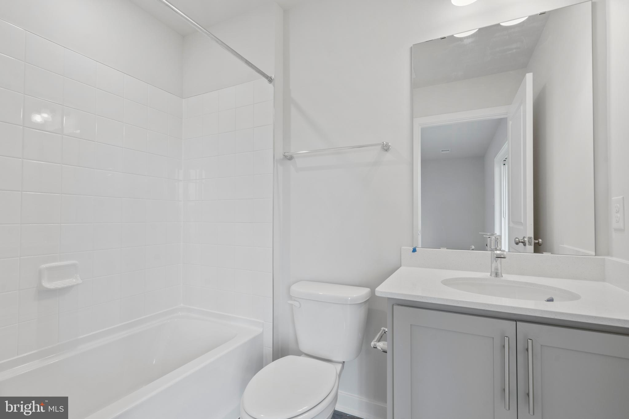 SPRING HILLS - Residential Lease