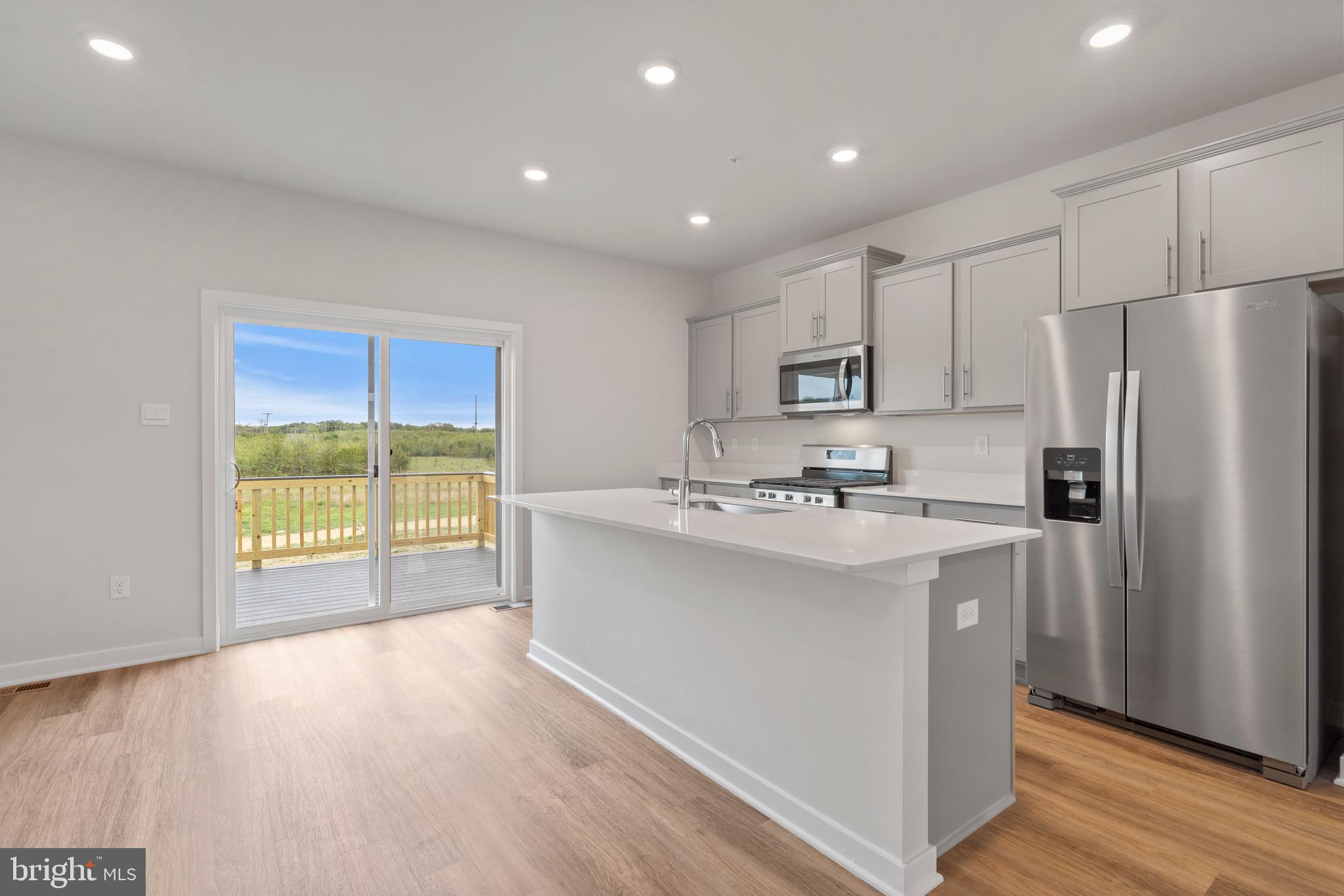 SPRING HILLS - Residential Lease