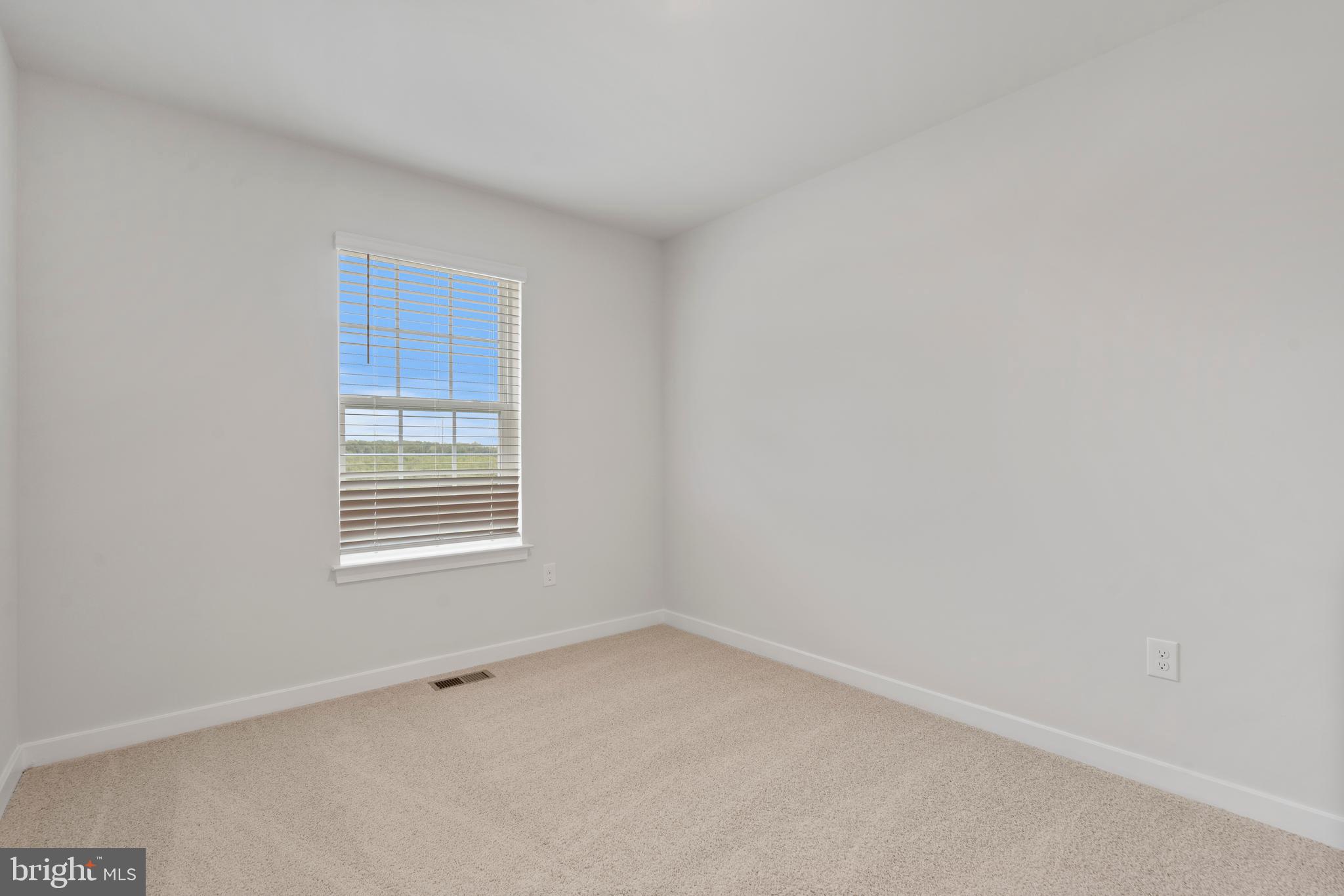 SPRING HILLS - Residential Lease