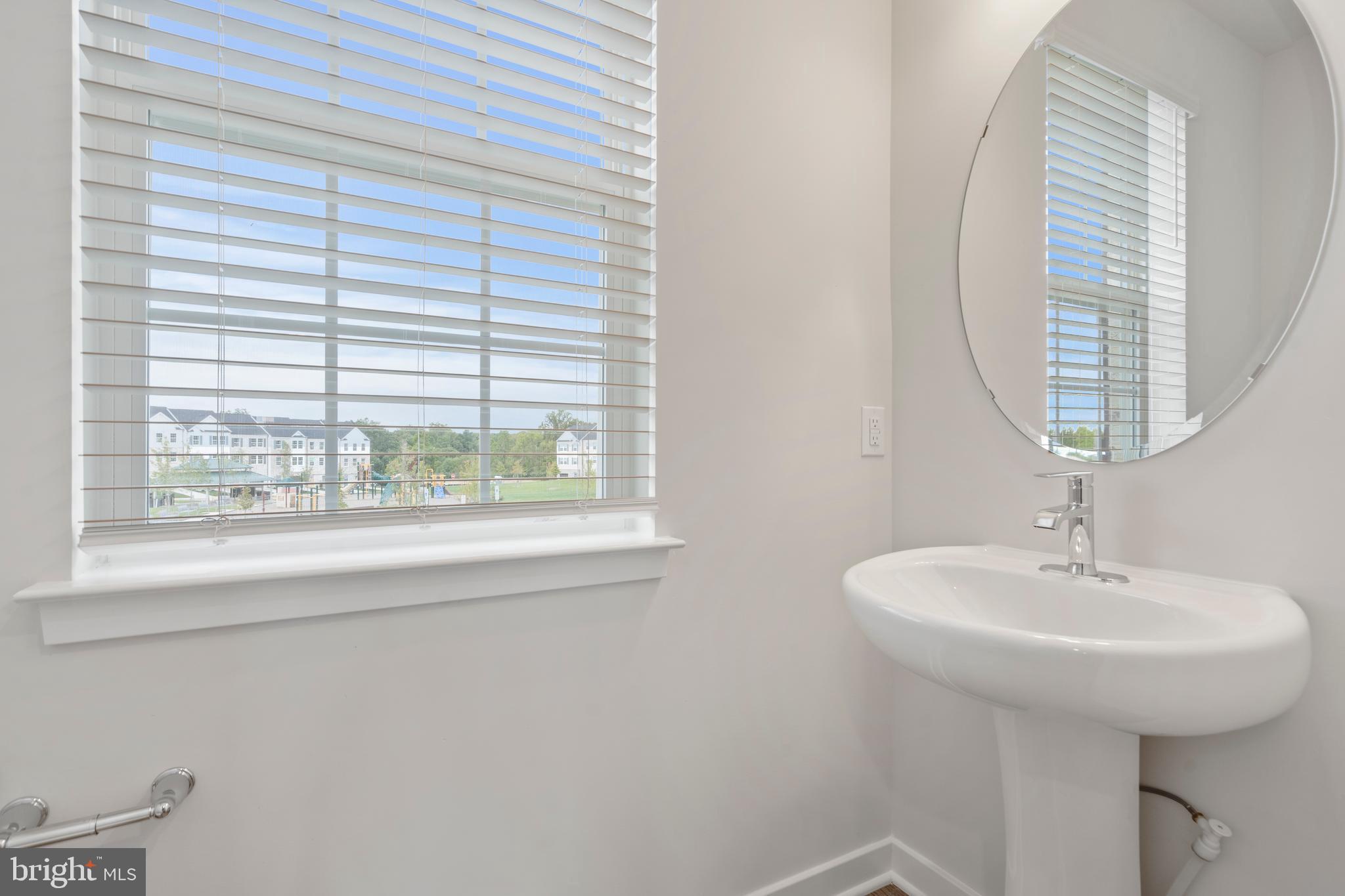 SPRING HILLS - Residential Lease