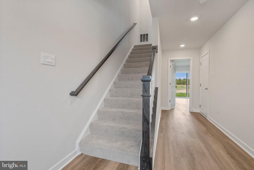 Photo of 16645 Green Glade Dr, BRANDYWINE, MD 20613 (MLS # MDPG2179176)