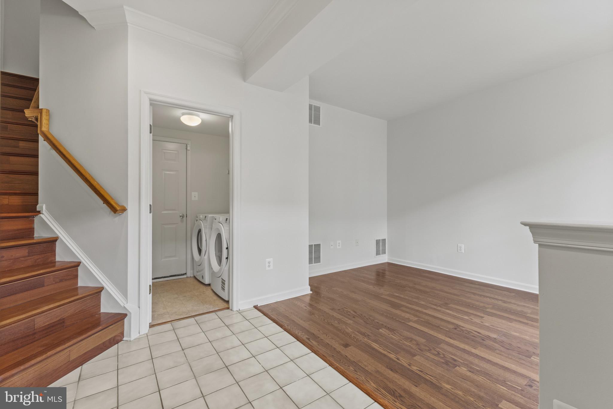 POTOMAC LAKES - Residential