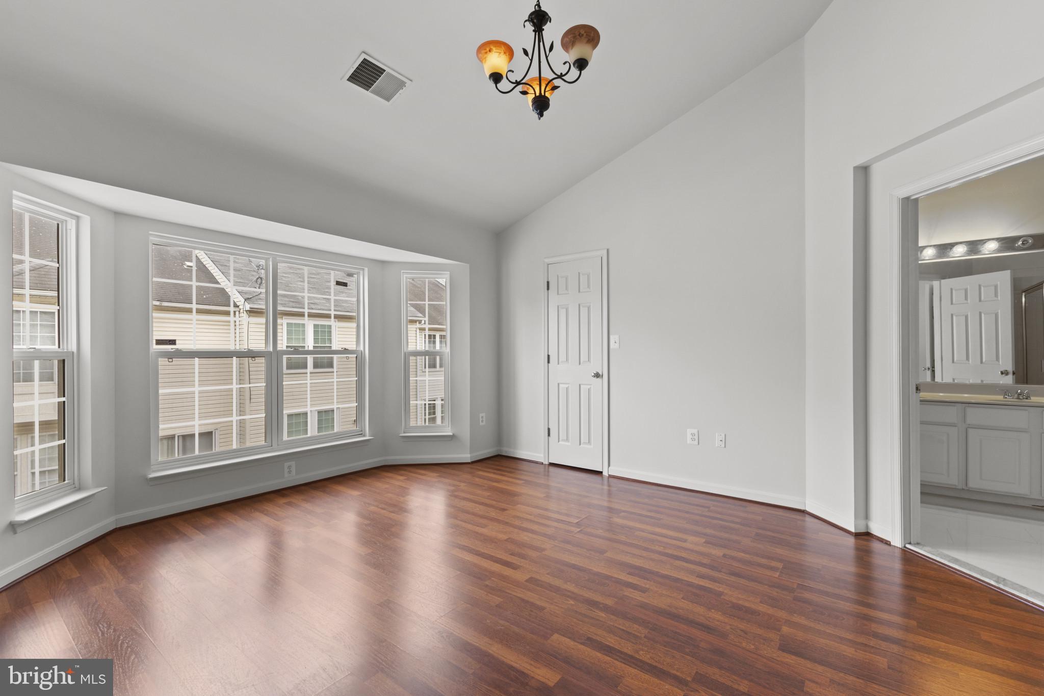 POTOMAC LAKES - Residential