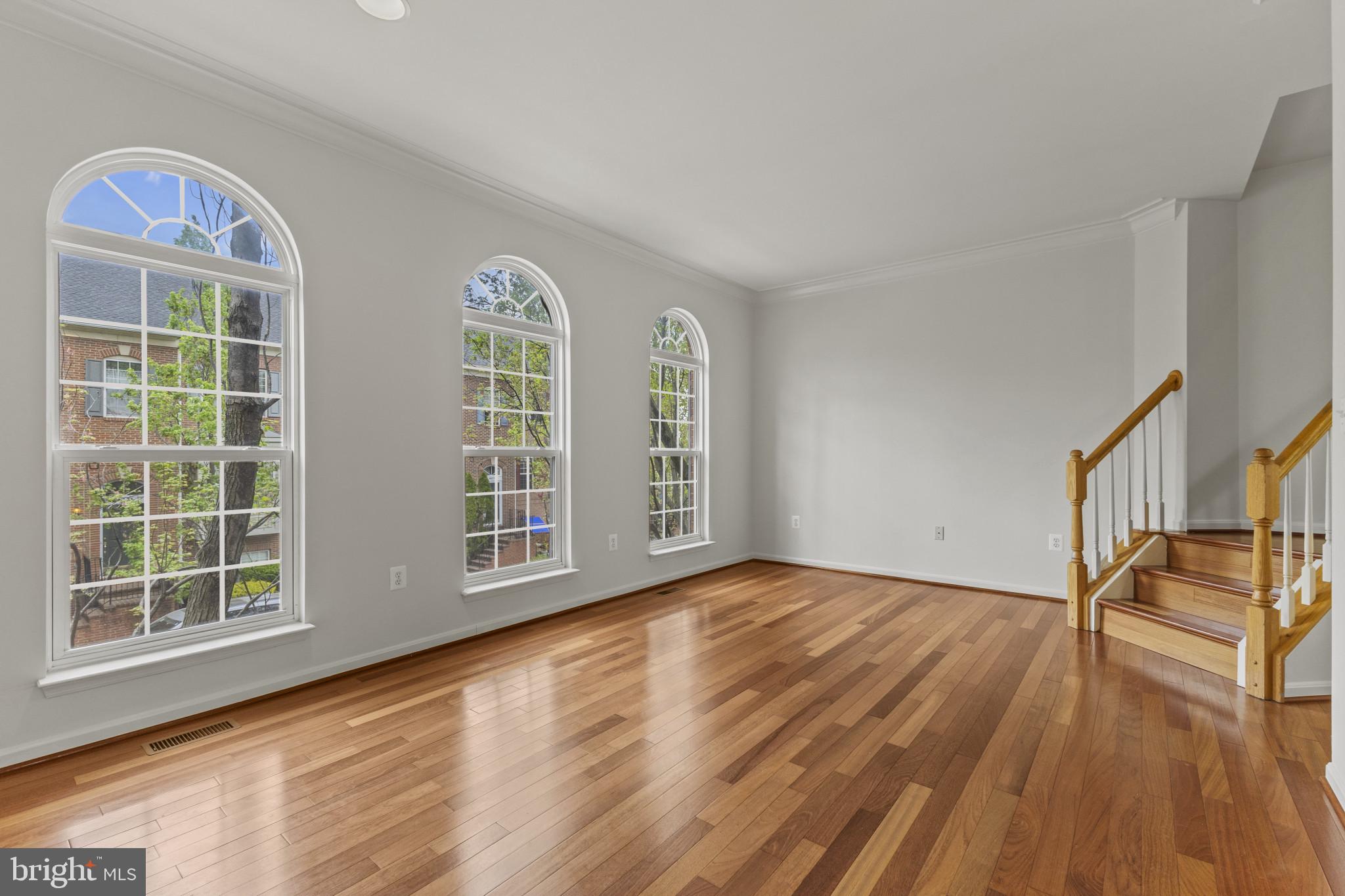 POTOMAC LAKES - Residential