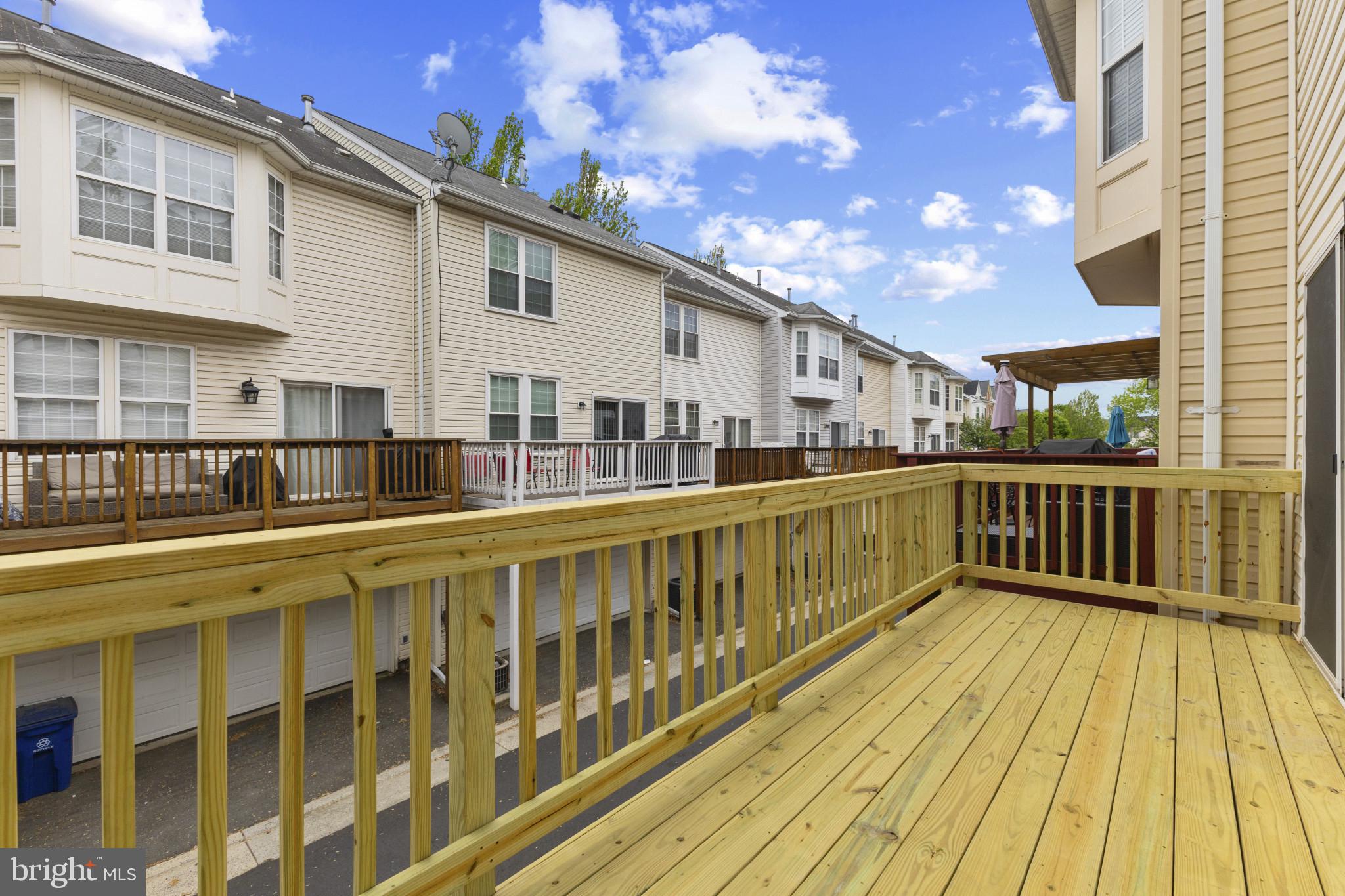 POTOMAC LAKES - Residential