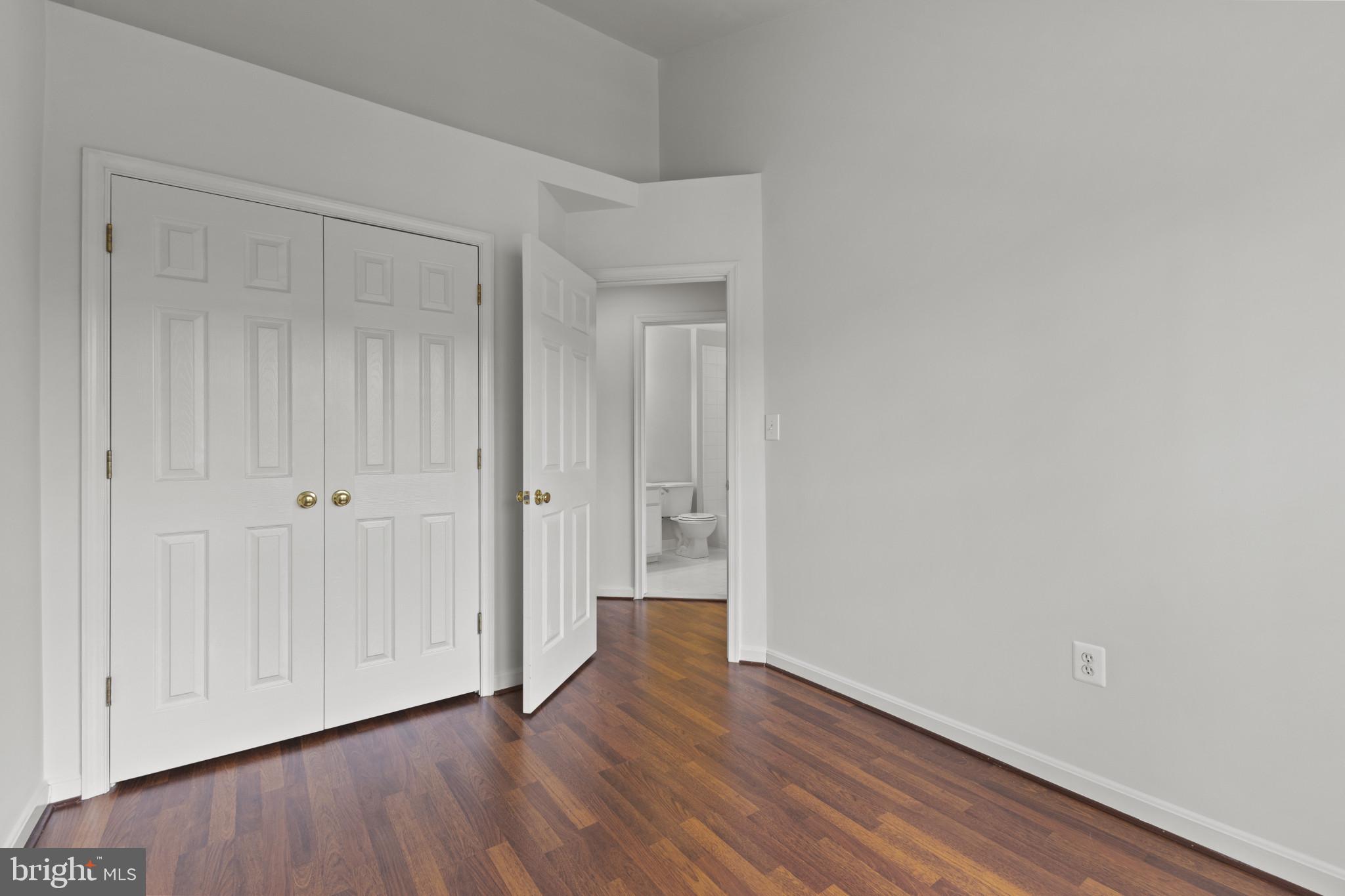 POTOMAC LAKES - Residential