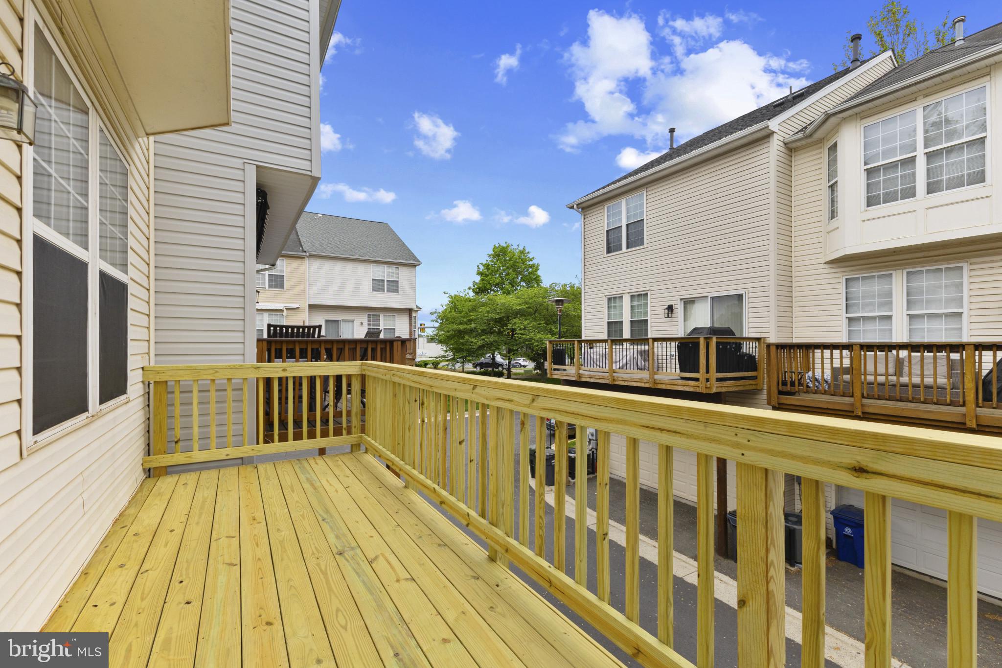 POTOMAC LAKES - Residential