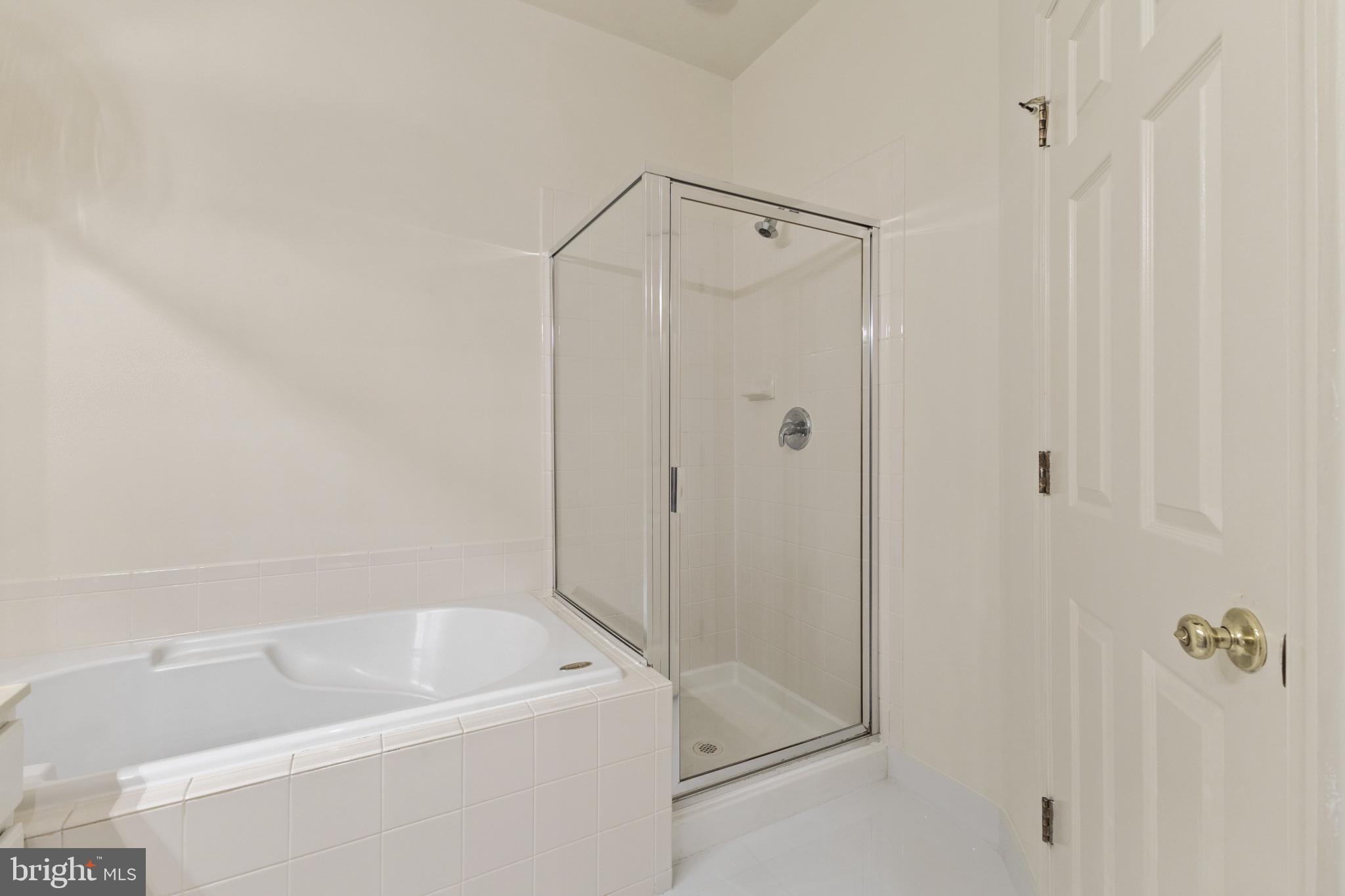 POTOMAC LAKES - Residential