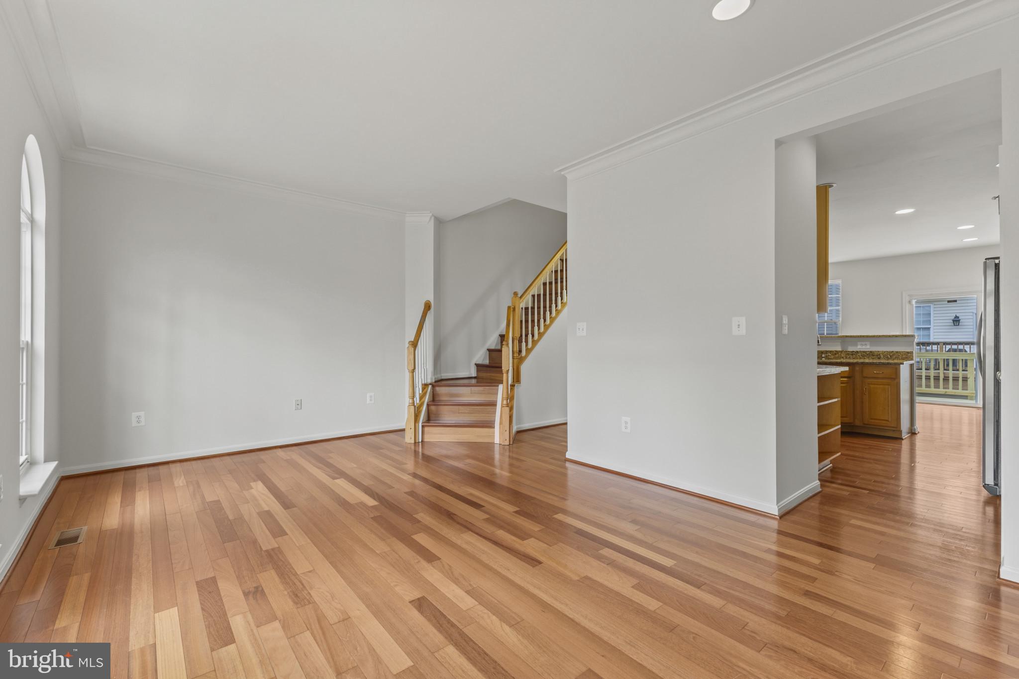 POTOMAC LAKES - Residential