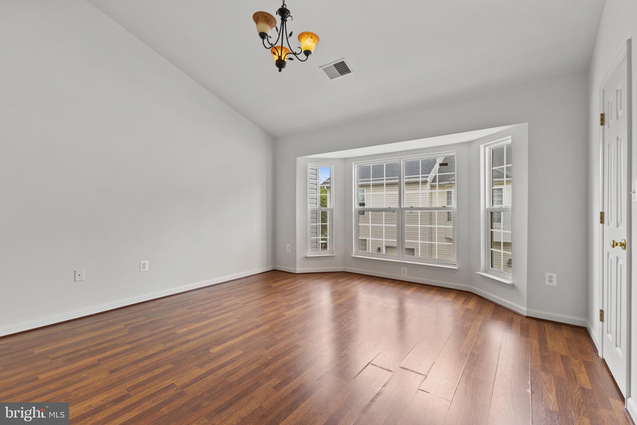 POTOMAC LAKES - Residential