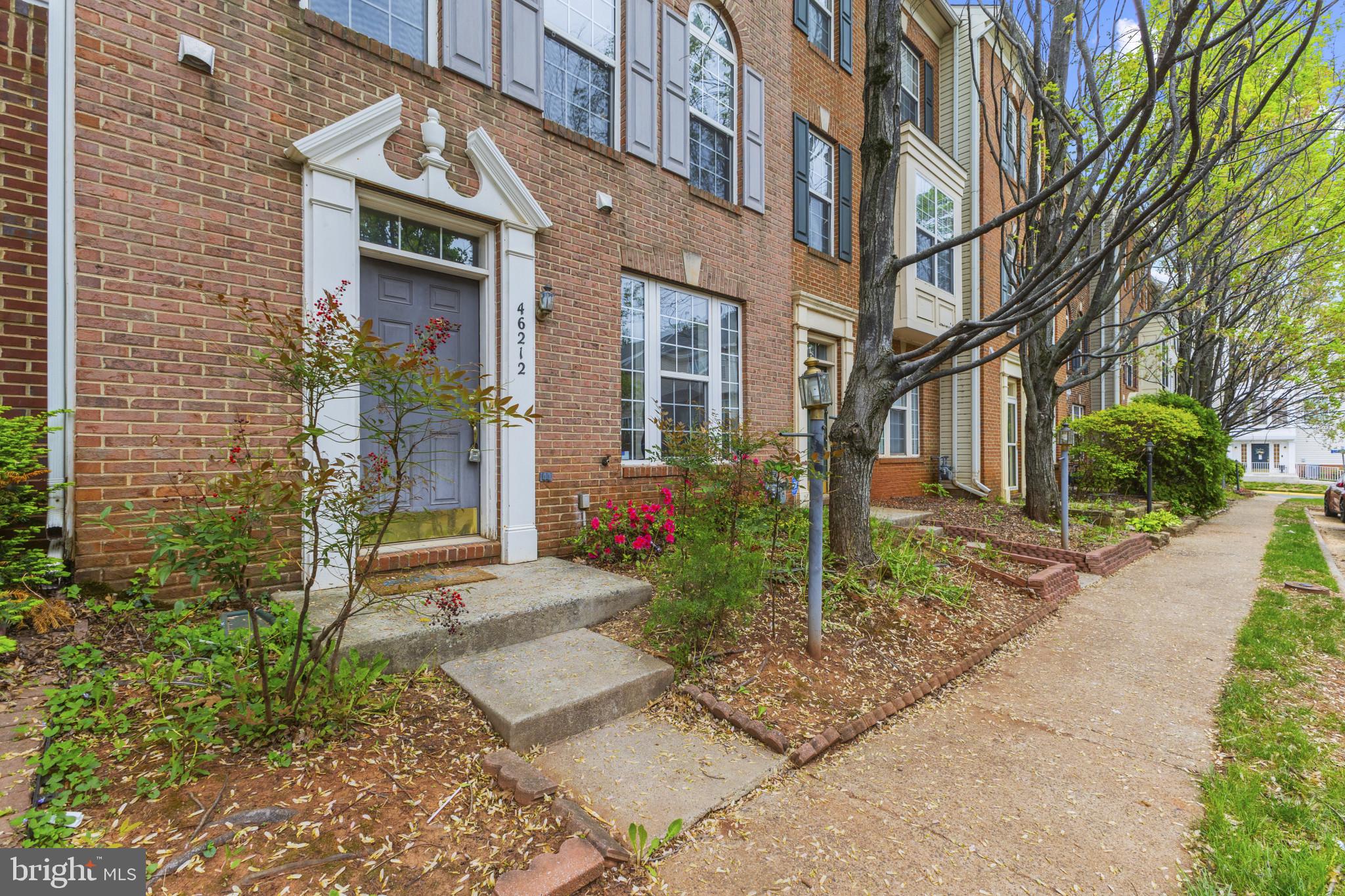 POTOMAC LAKES - Residential