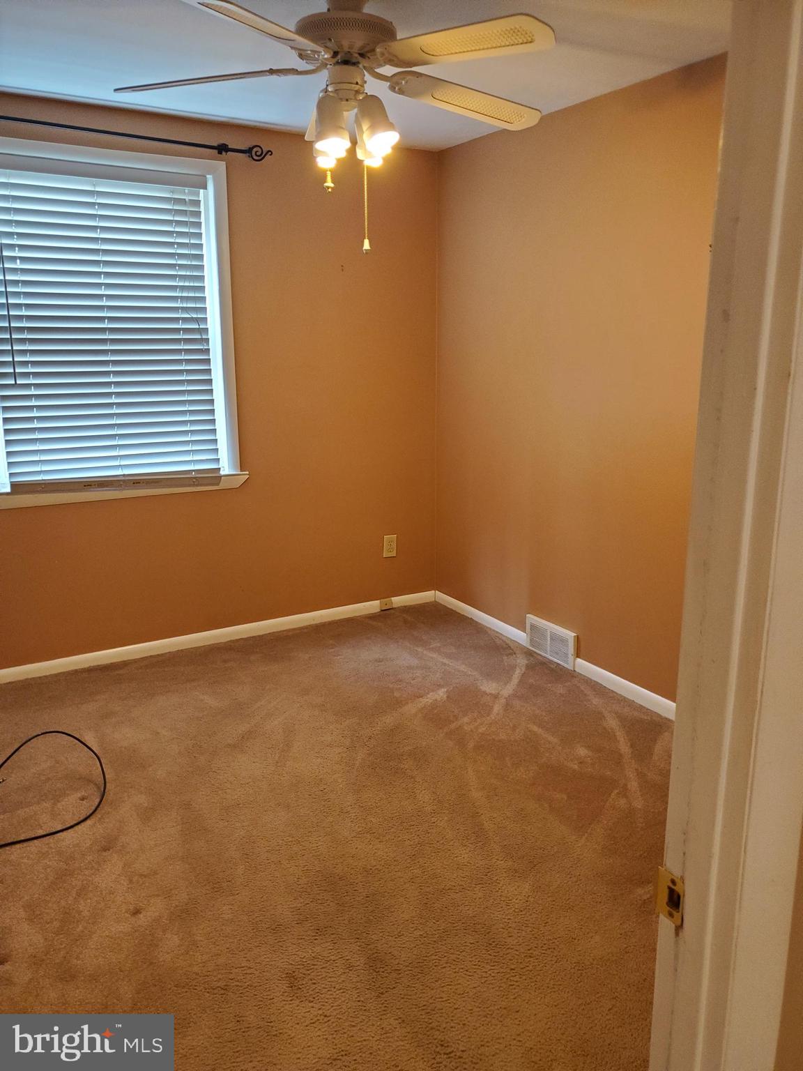 FOX CHASE - Residential