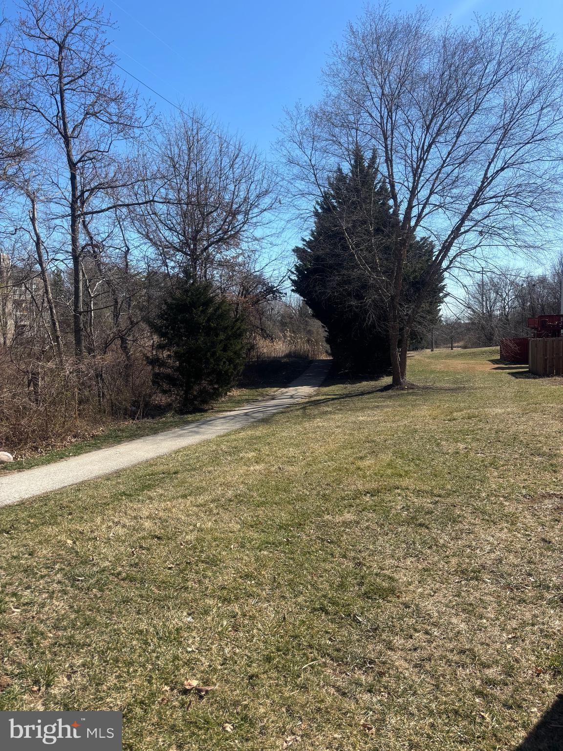 SNOWDEN RIDGE - Residential Lease