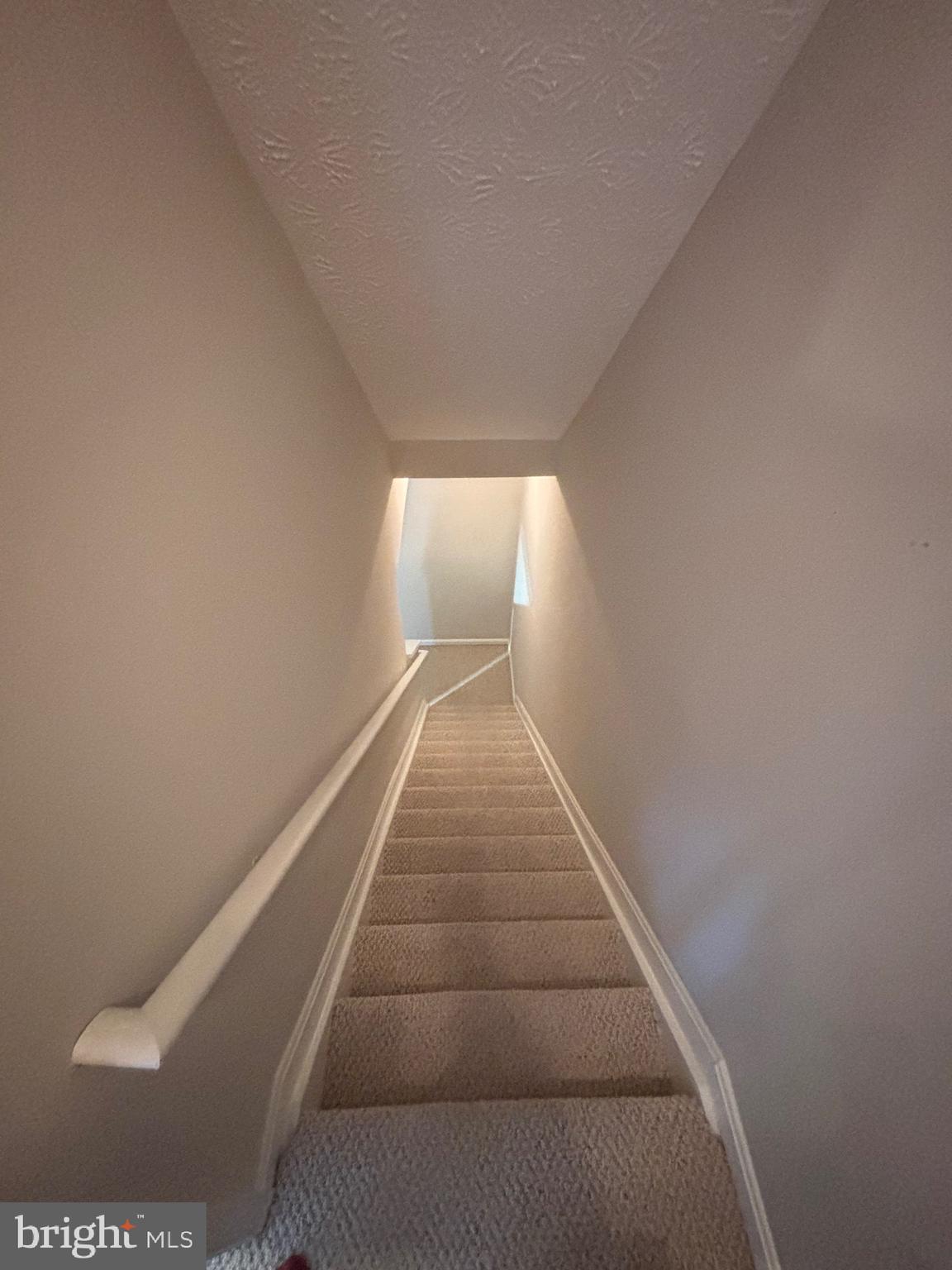 SNOWDEN RIDGE - Residential Lease