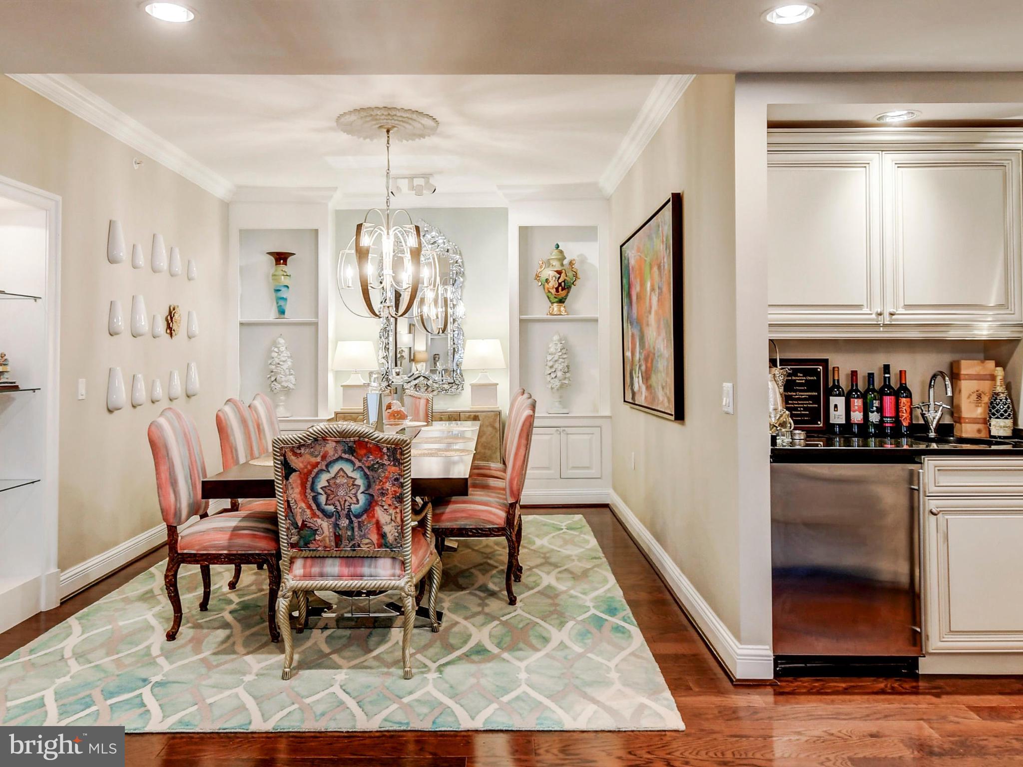 THE RITZ-CARLTON RESIDENCES - Residential