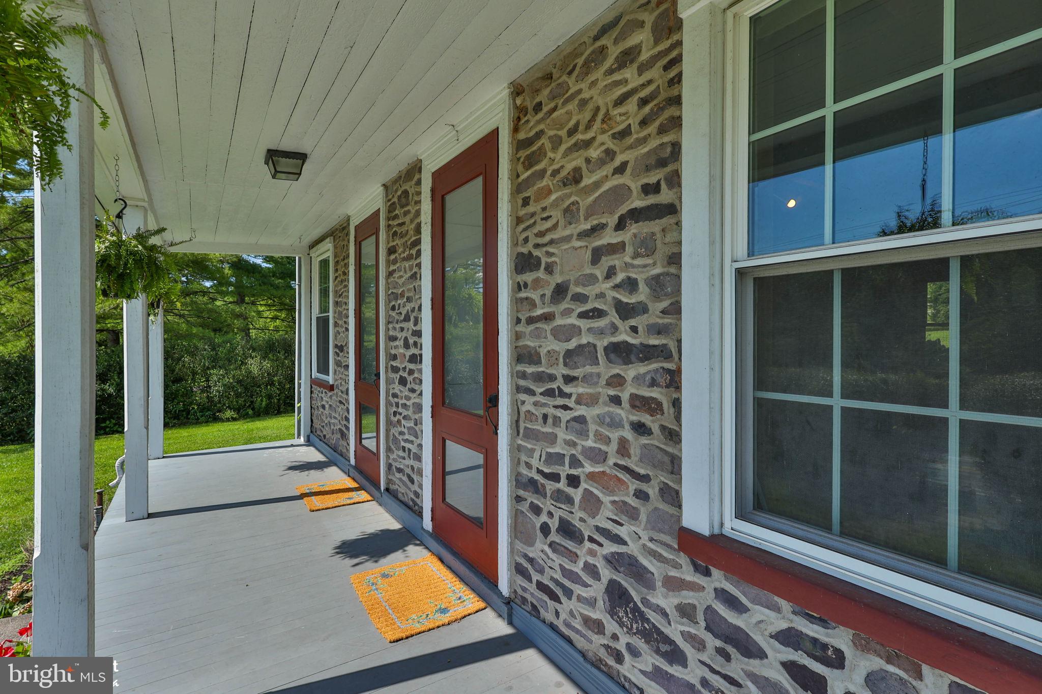 8967 EASTON ROAD
