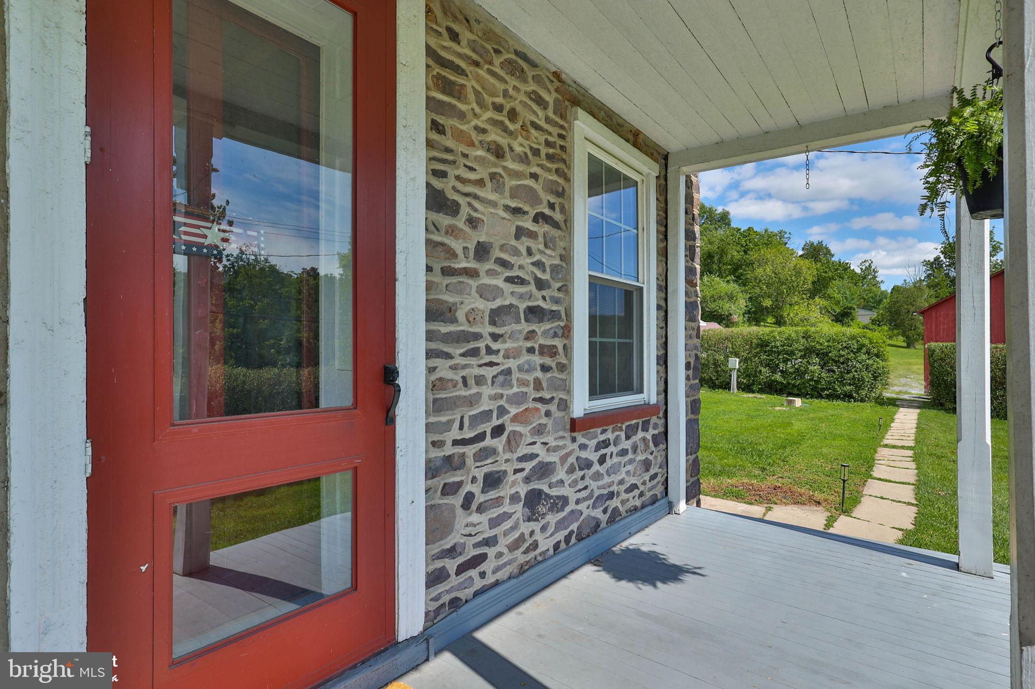 8967 EASTON ROAD