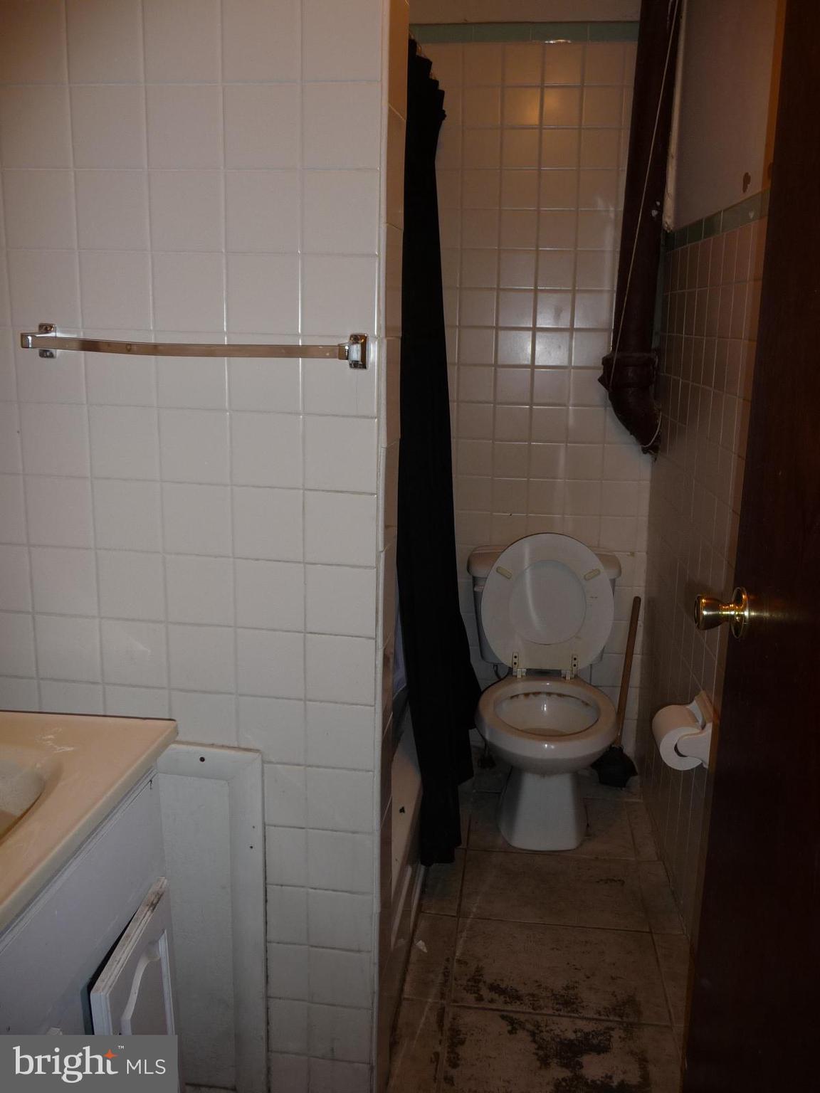 POWELTON VILLAGE - Residential Lease