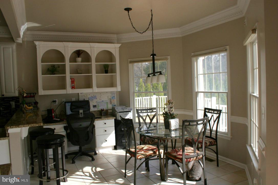 SADDLE RIDGE - Residential