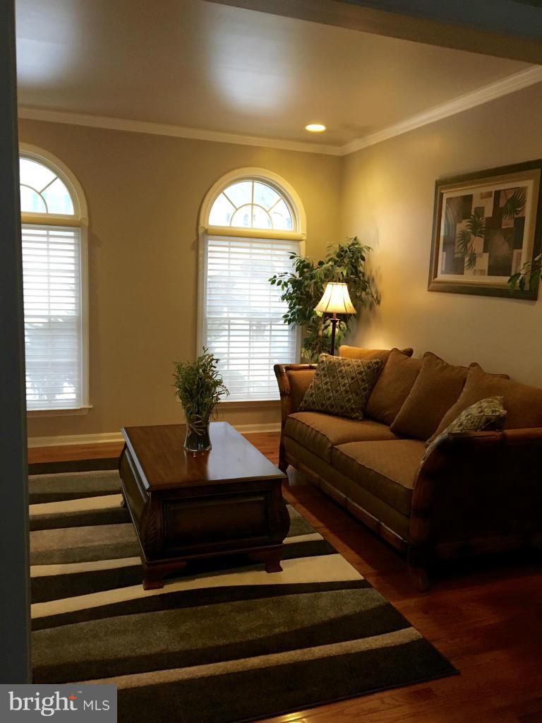 SADDLE RIDGE - Residential