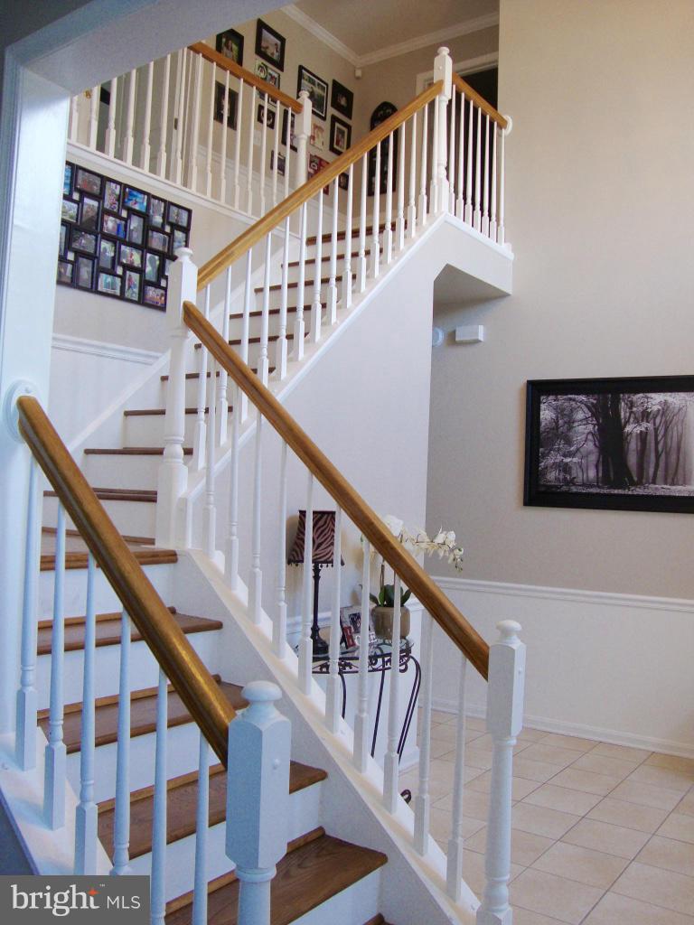 SADDLE RIDGE - Residential