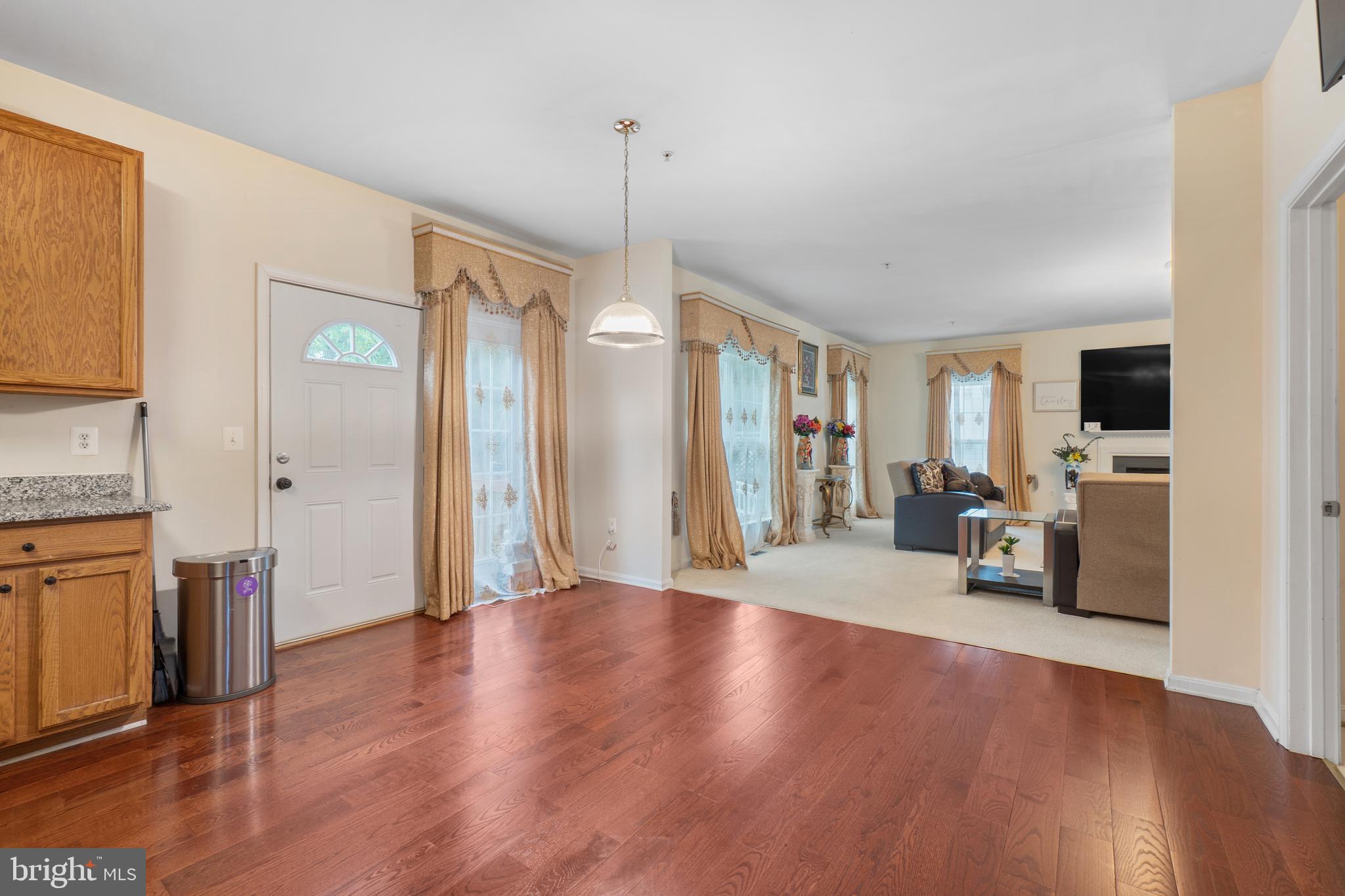 ROSE VALLEY - Residential Lease