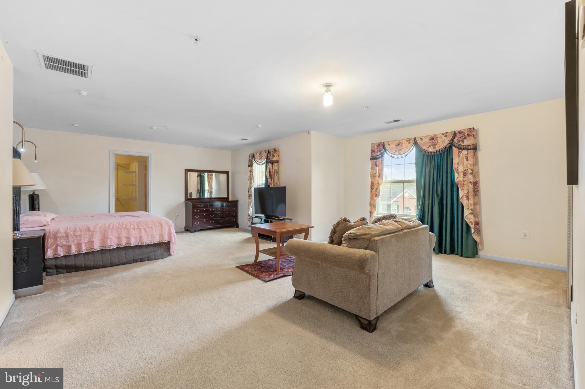 ROSE VALLEY - Residential Lease