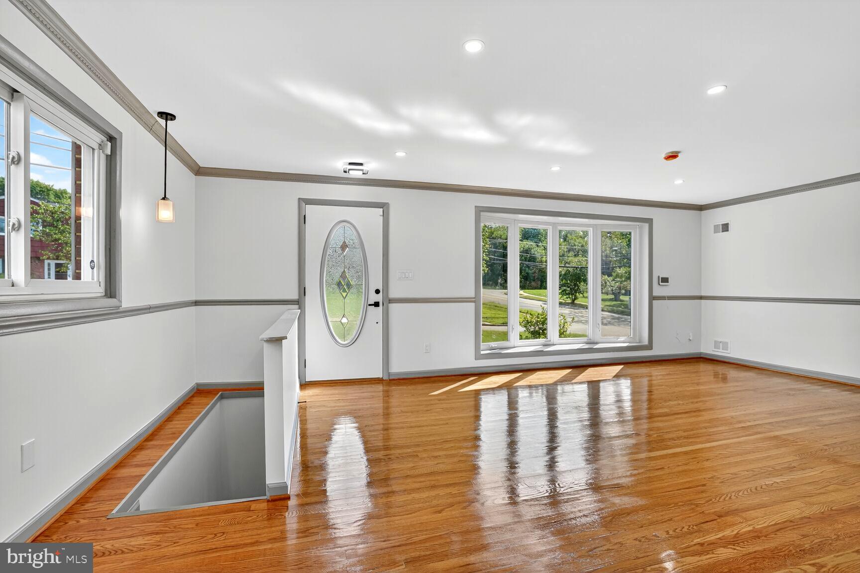 MARLOW HEIGHTS - Residential