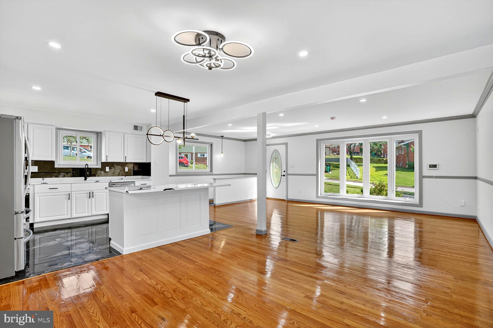 MARLOW HEIGHTS - Residential