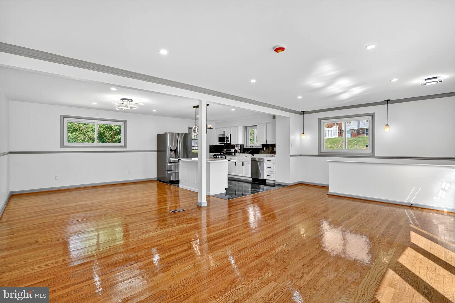 MARLOW HEIGHTS - Residential