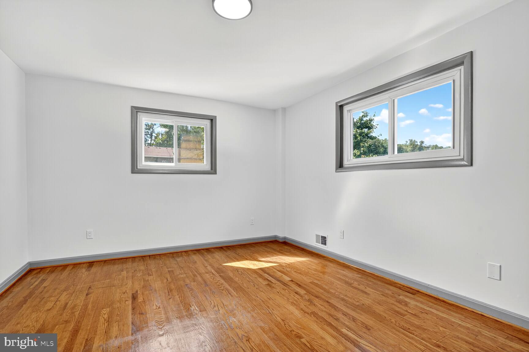 MARLOW HEIGHTS - Residential