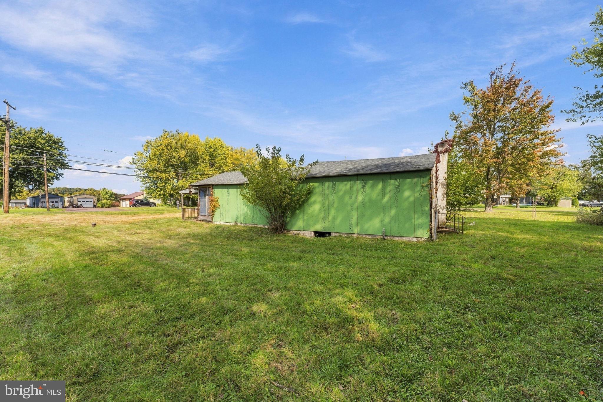 28 ALMONT ROAD