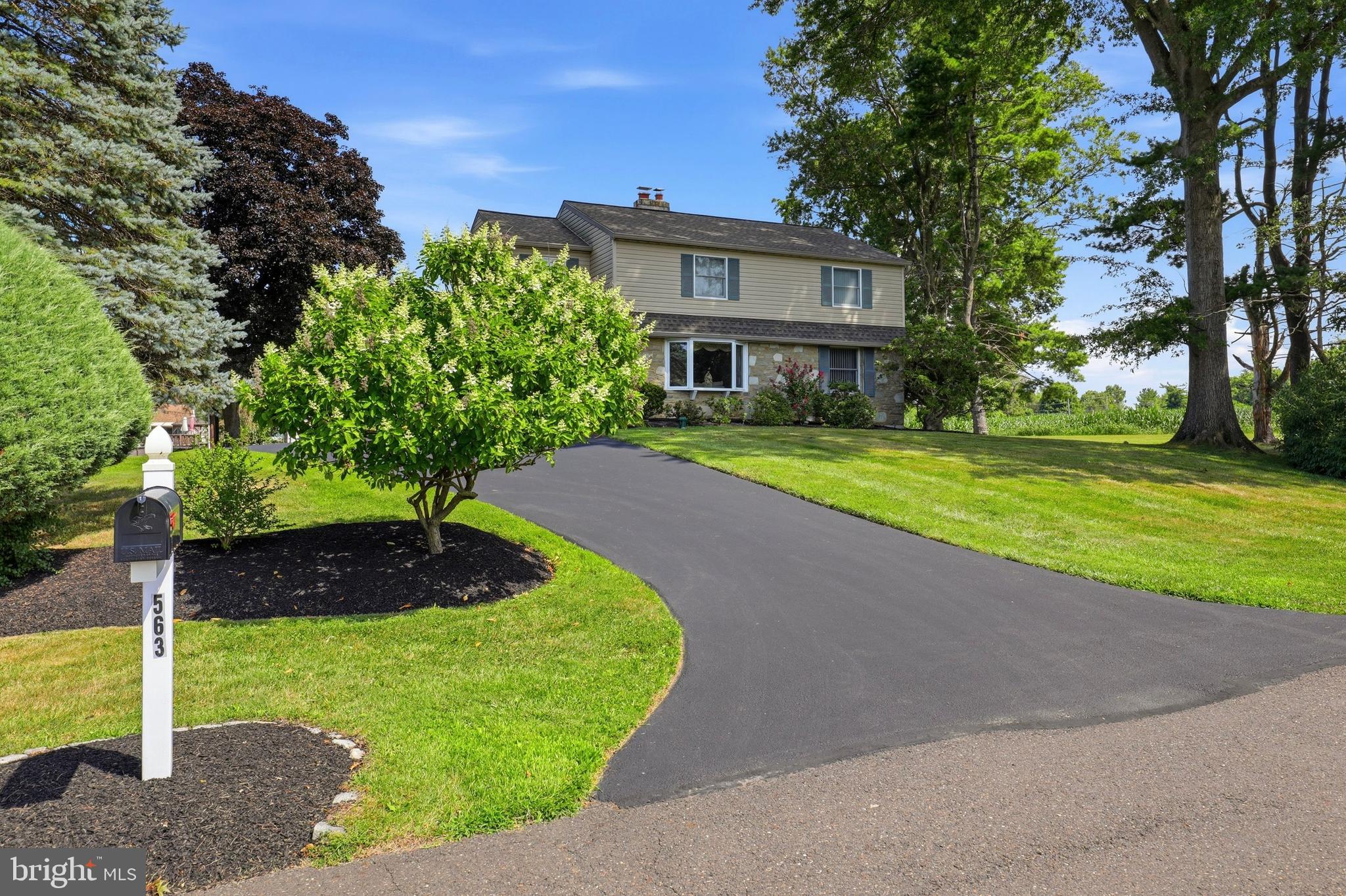 563 BROADVIEW ROAD