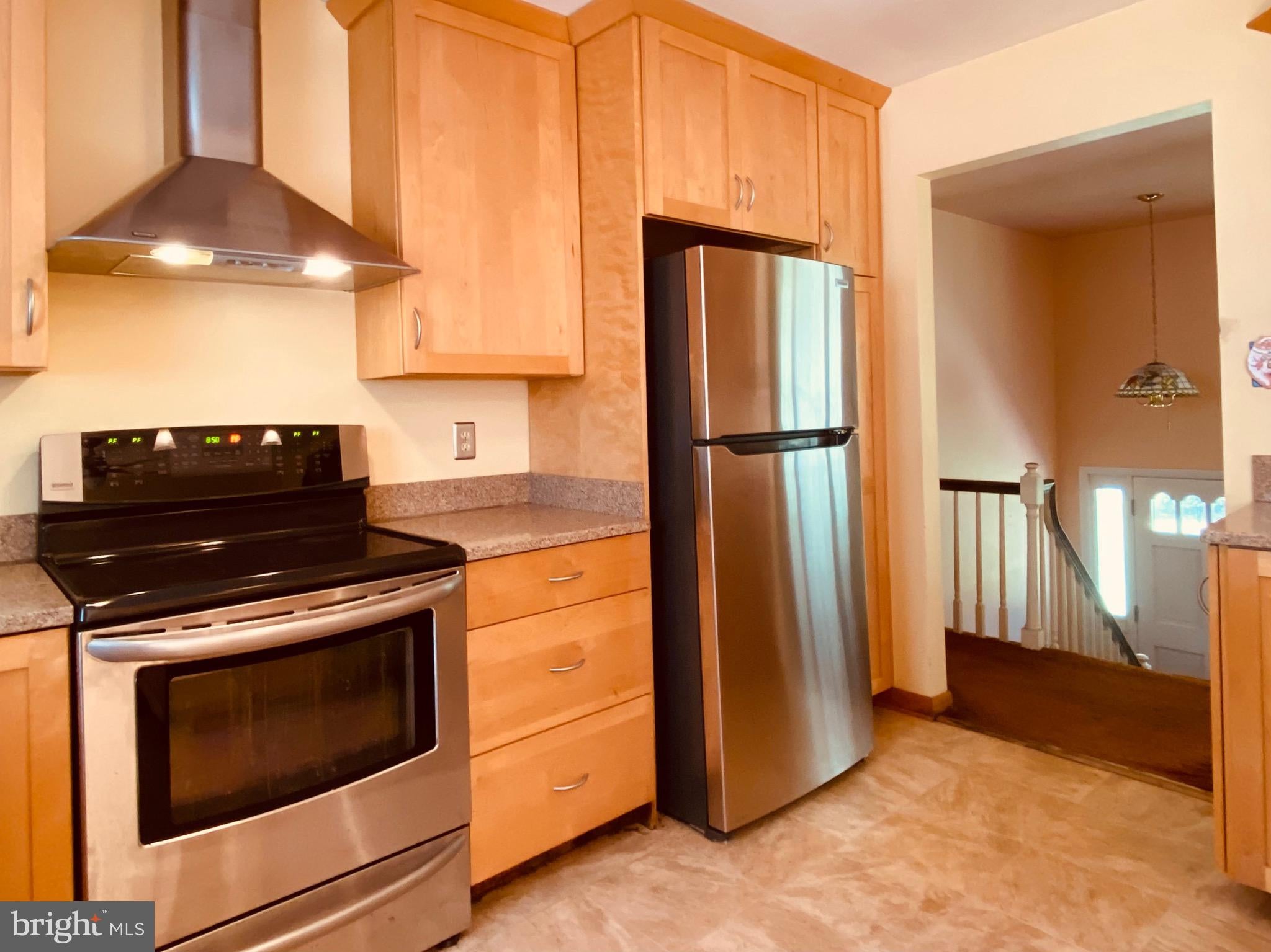 1440 CEDAR LANE