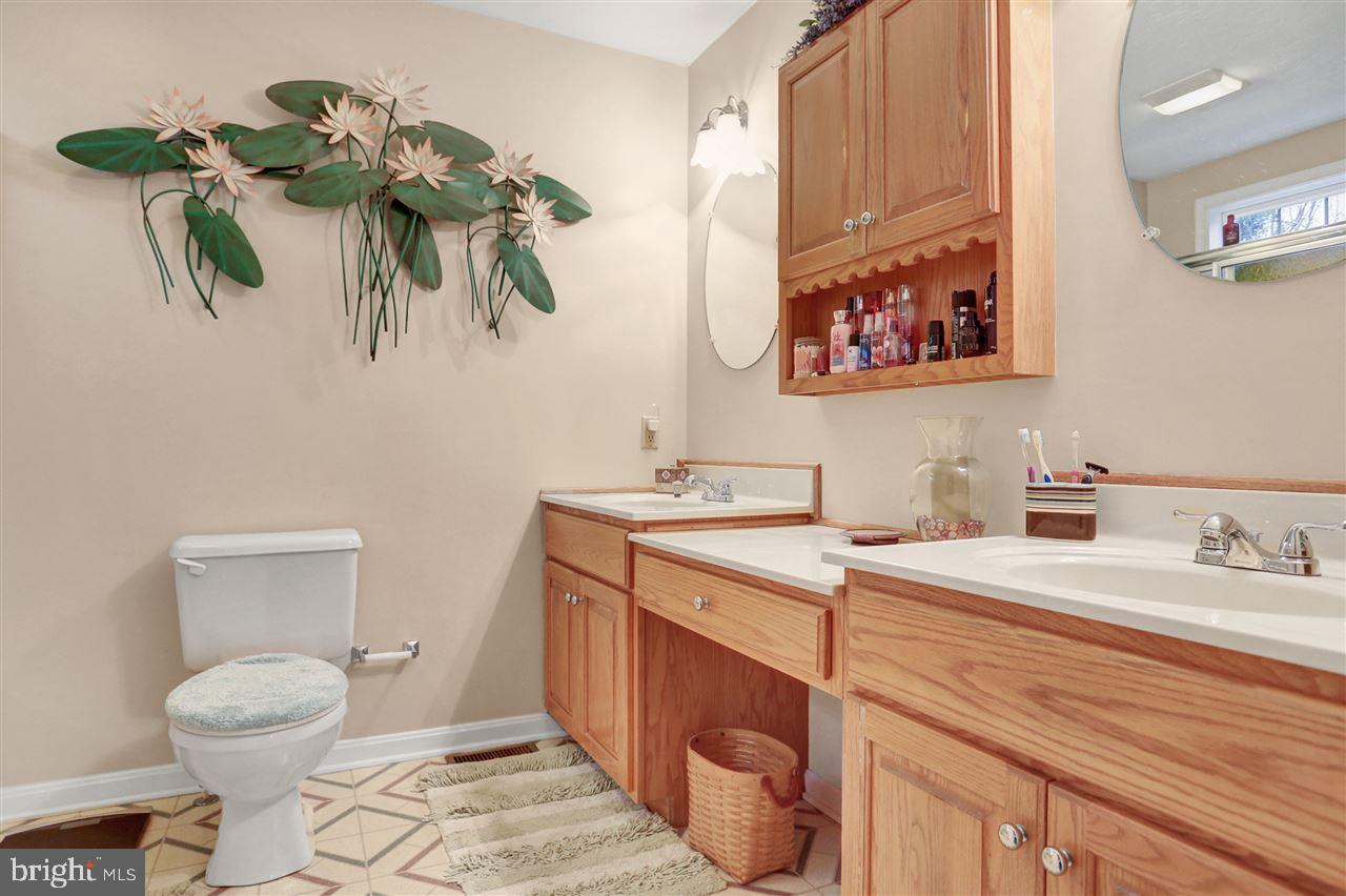 MEADOWVIEW ESTATES - Residential