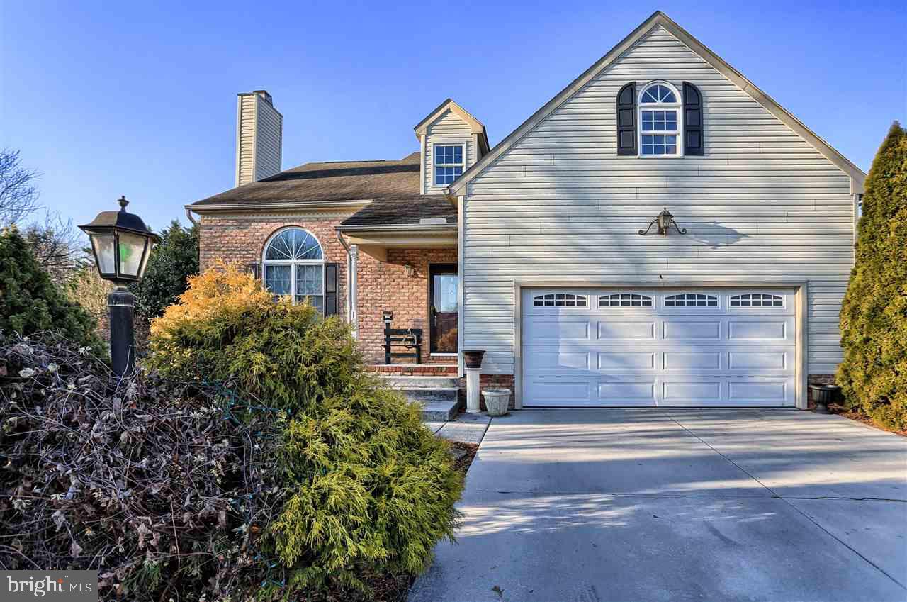 MEADOWVIEW ESTATES - Residential