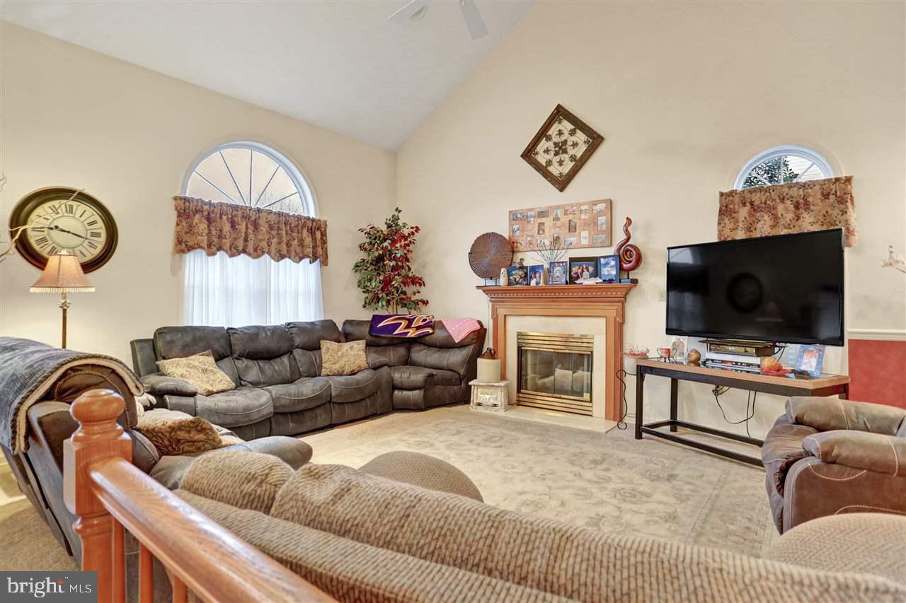 MEADOWVIEW ESTATES - Residential